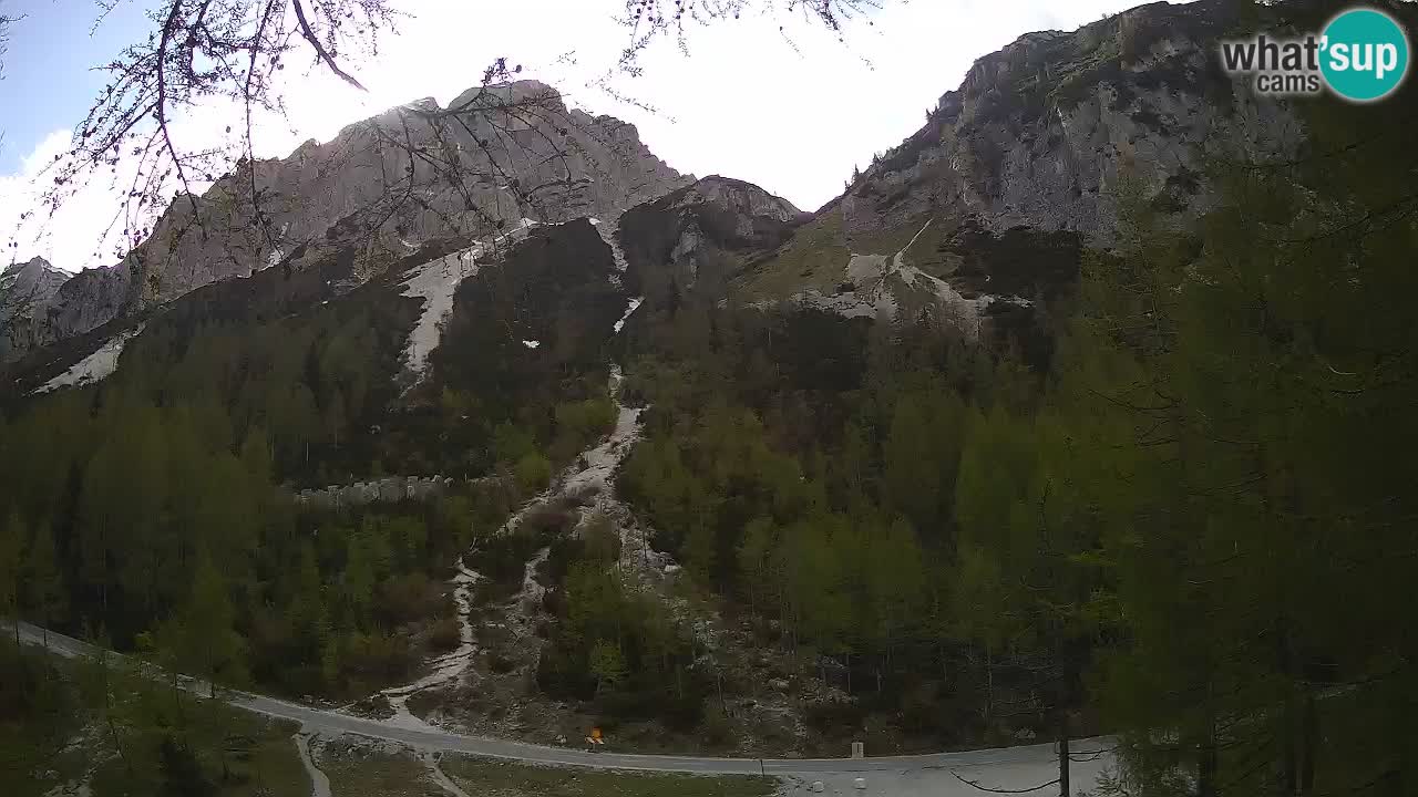 Live webcam Vršič – Erjavčeva house – Slovenia
