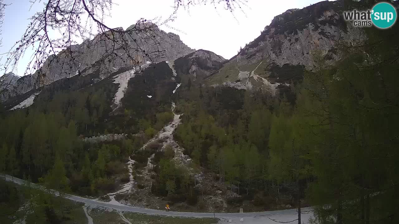 Live webcam Vršič – Erjavčeva house – Slovenia