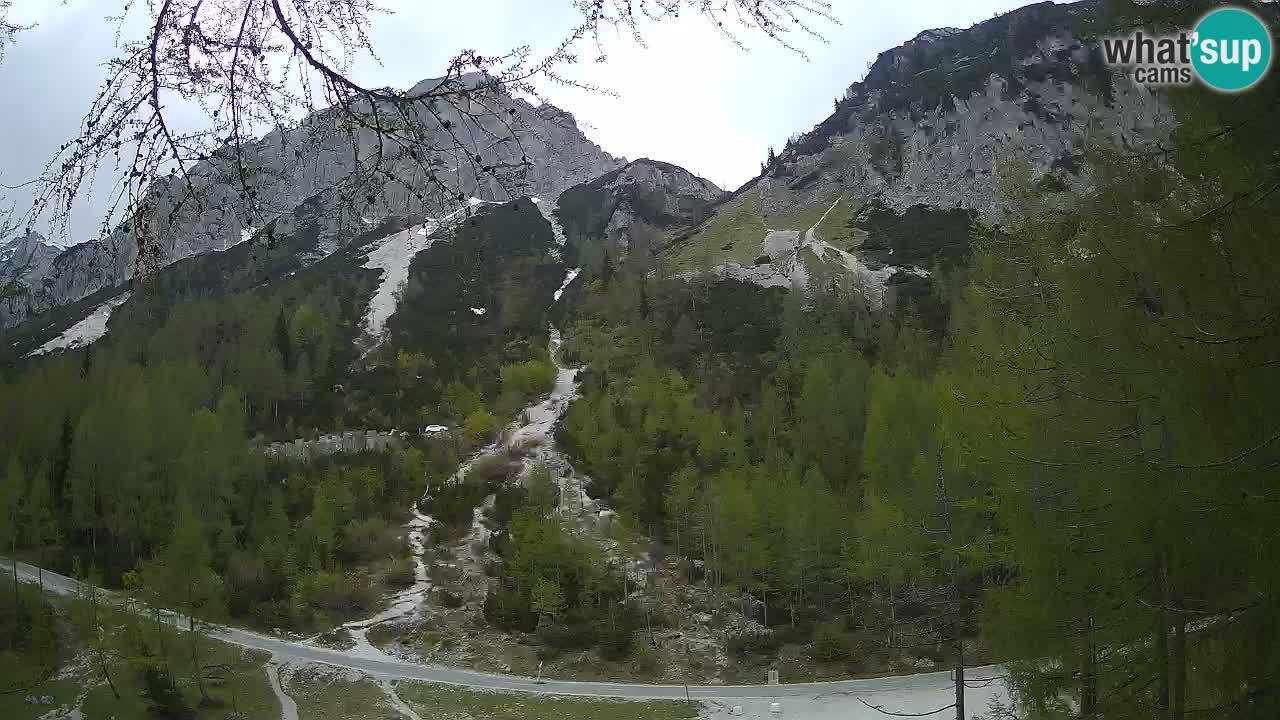 Live webcam Vršič – Erjavčeva house – Slovenia
