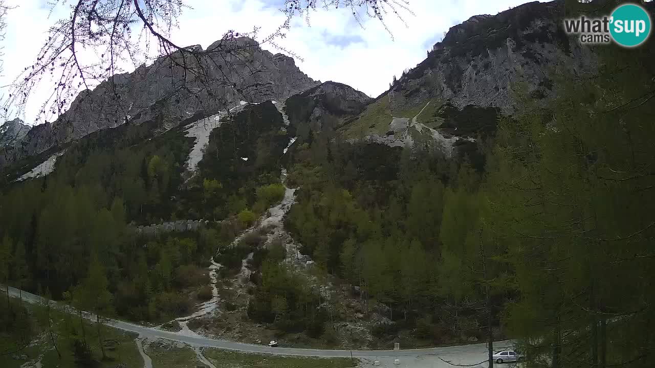 Live webcam Vršič – Erjavčeva house – Slovenia