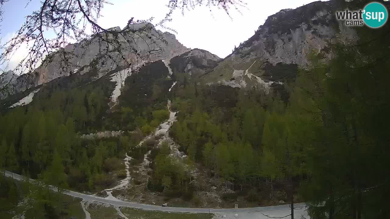 Spletna Kamera Vršič – Erjavčeva hiša – Slovenija