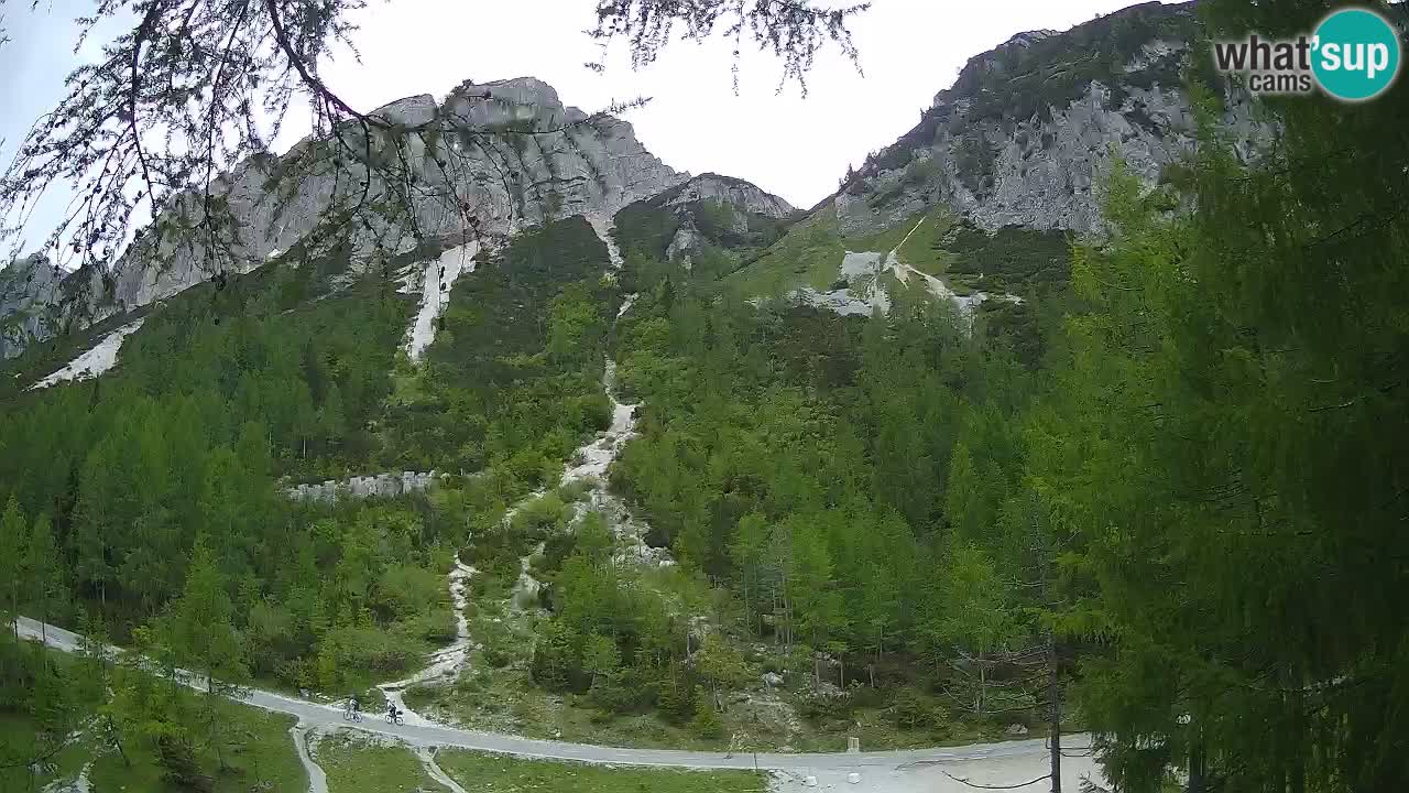 Live webcam Vršič – Erjavčeva house – Slovenia