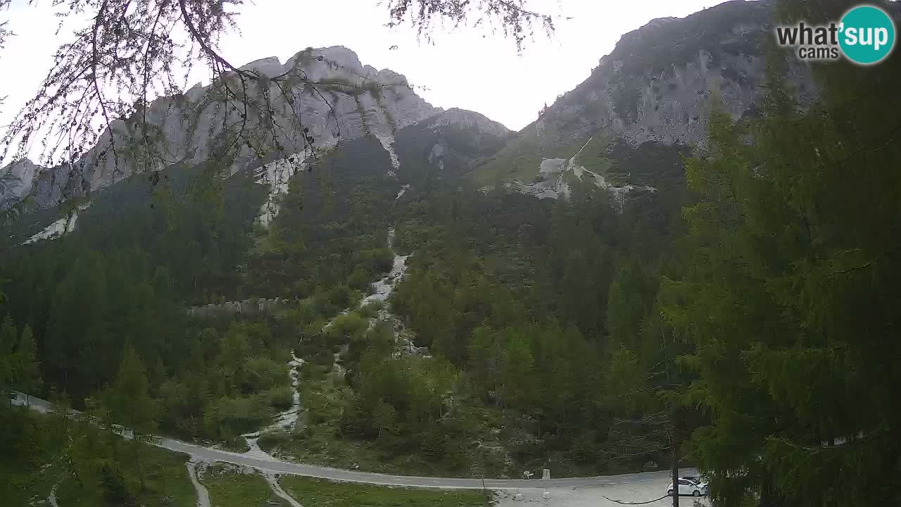 Live webcam Vršič – Erjavčeva house – Slovenia