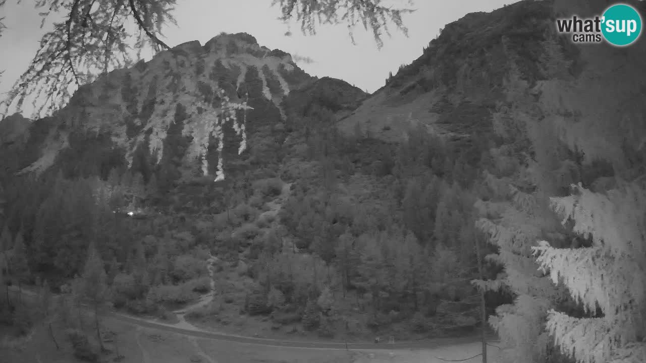 Live webcam Vršič – Erjavčeva house – Slovenia