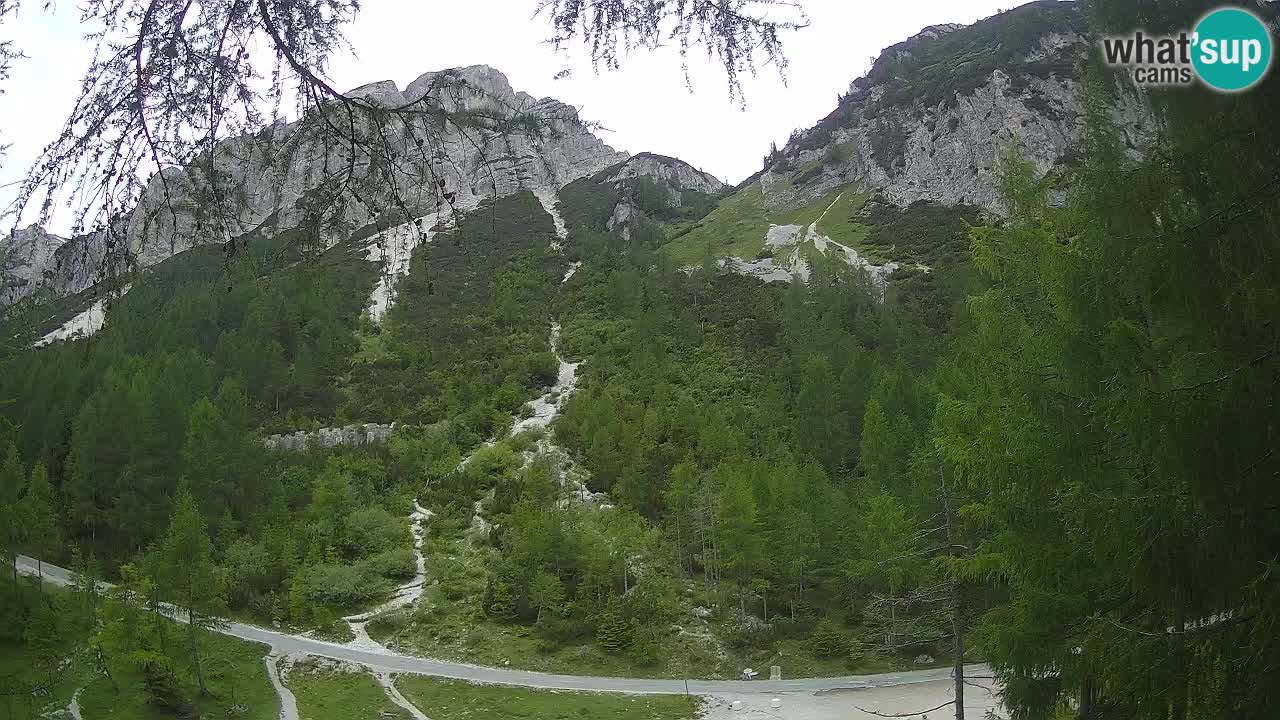 Web kamera Vršič – Erjavčeva kuca – Slovenija