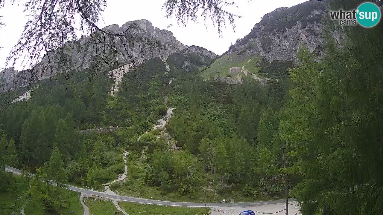 Web kamera Vršič – Erjavčeva kuca – Slovenija