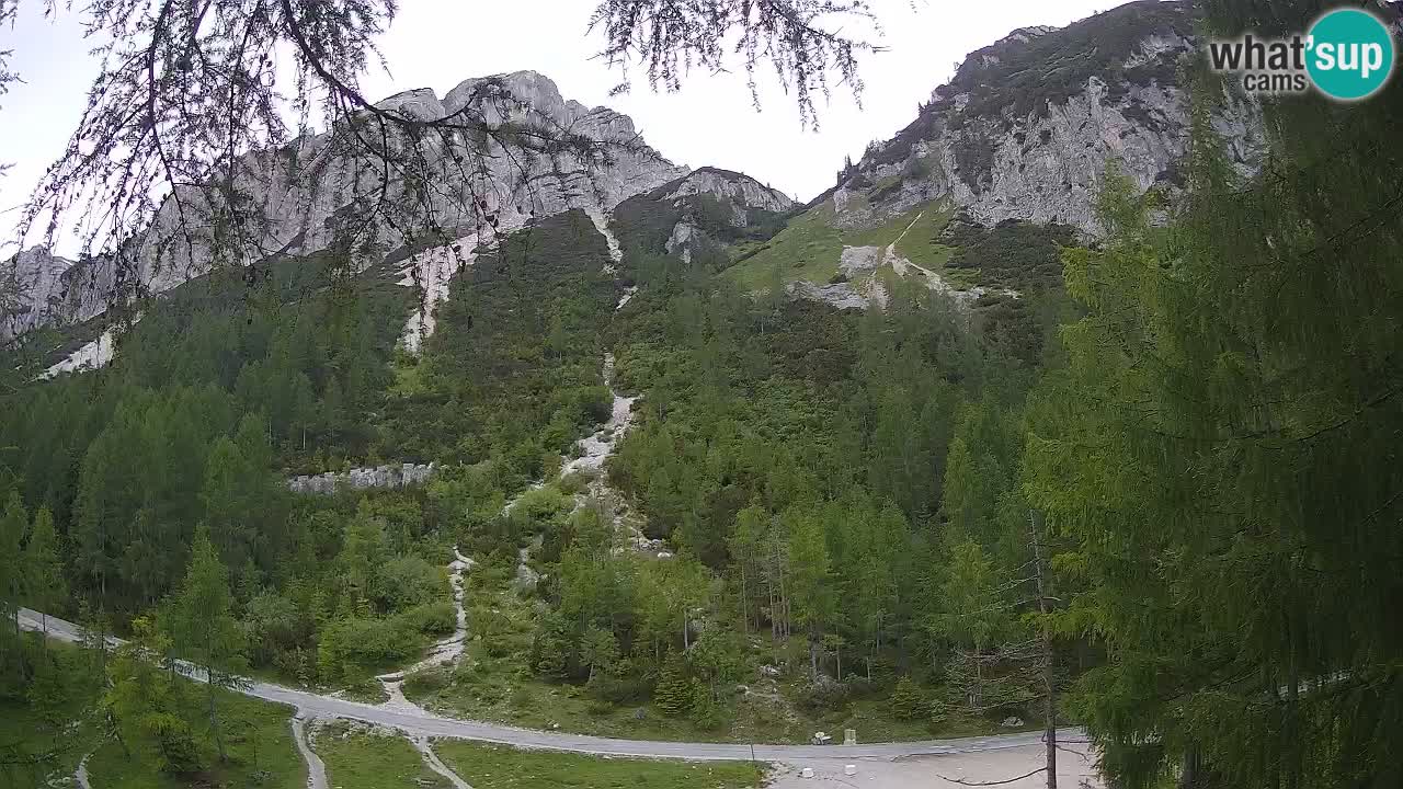 Live webcam Vršič – Erjavčeva house – Slovenia