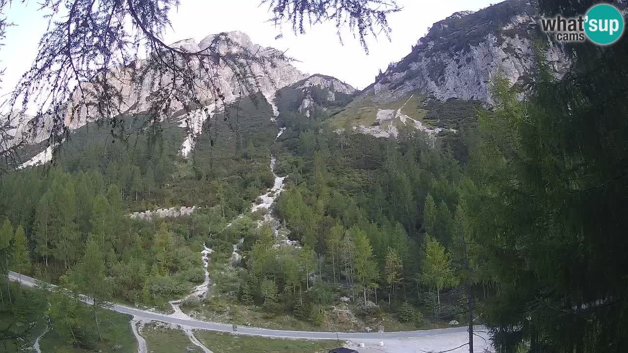 Live webcam Vršič – Erjavčeva house – Slovenia