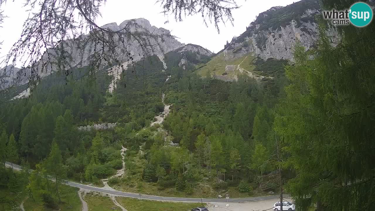 Web kamera Vršič – Erjavčeva kuca – Slovenija