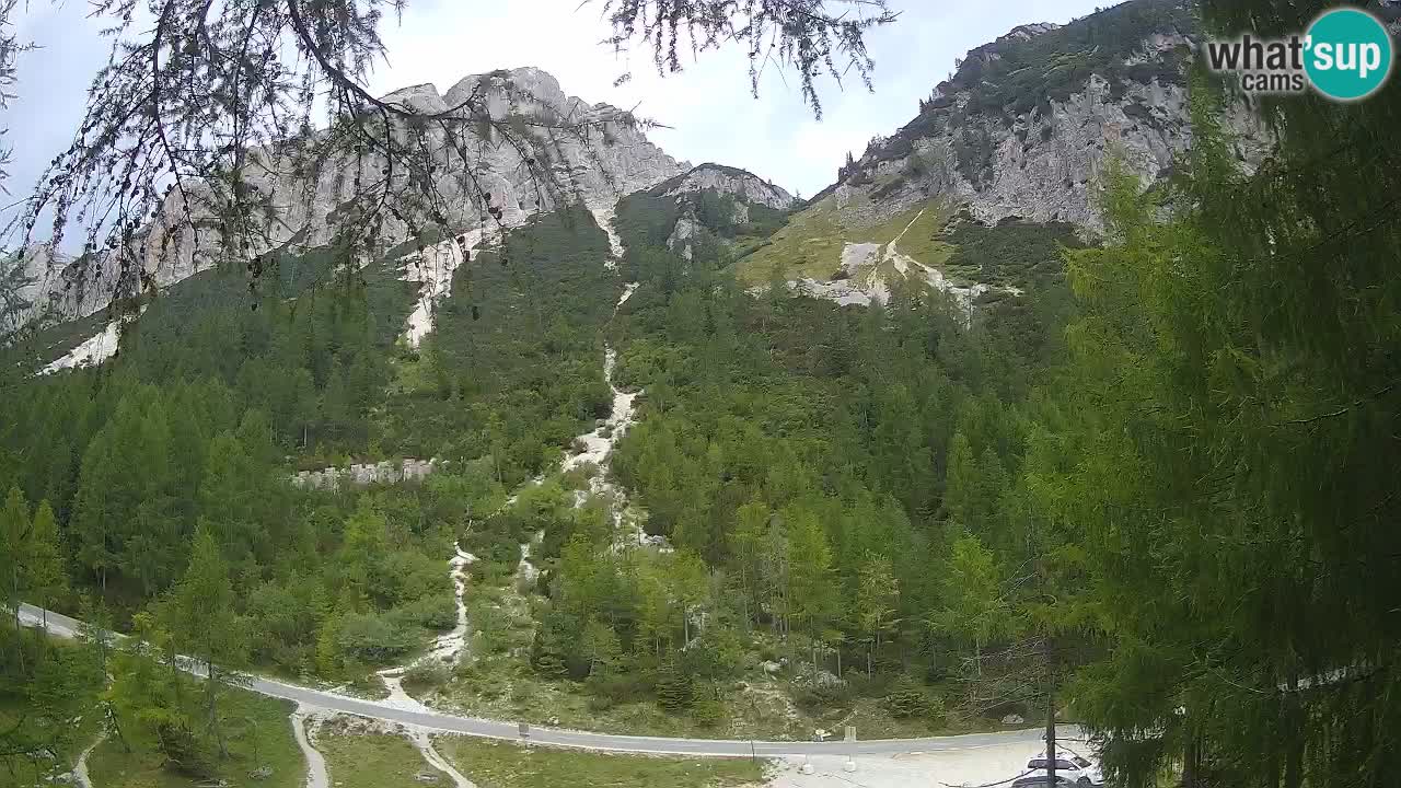 Web kamera Vršič – Erjavčeva kuca – Slovenija