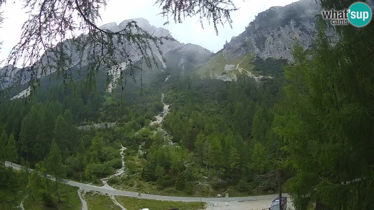 Web kamera Vršič – Erjavčeva kuca – Slovenija