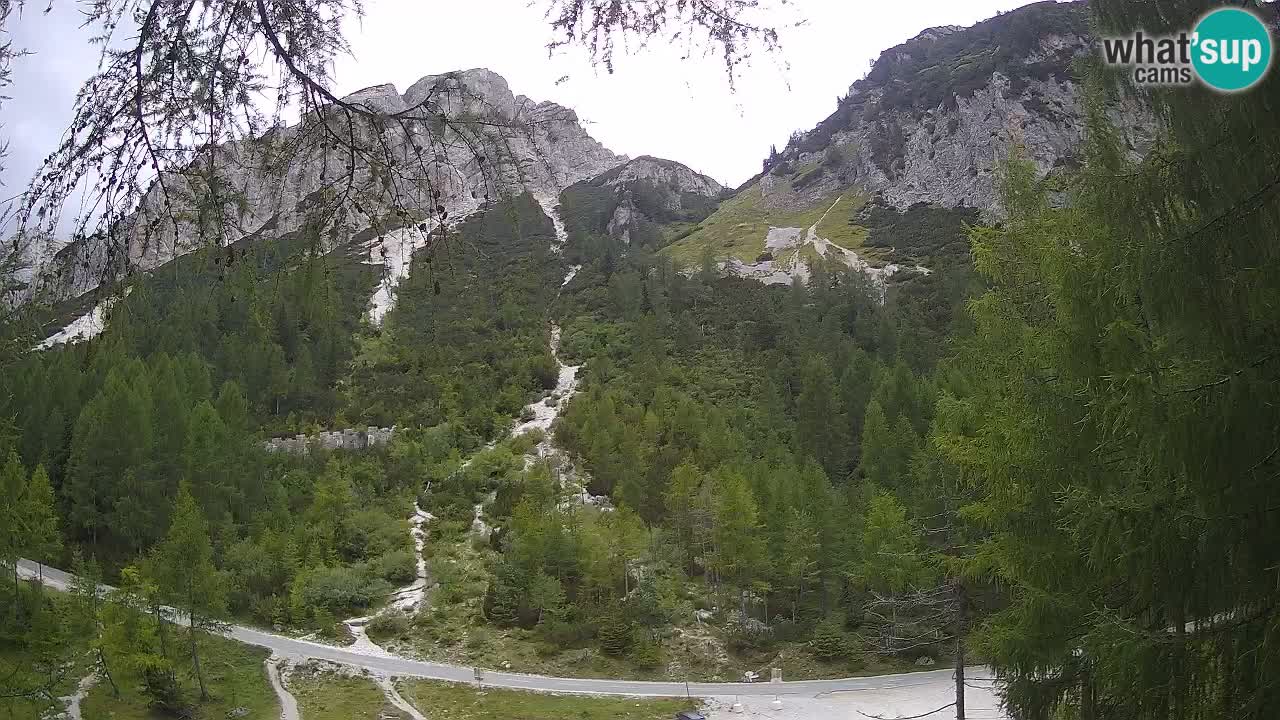 Web kamera Vršič – Erjavčeva kuca – Slovenija