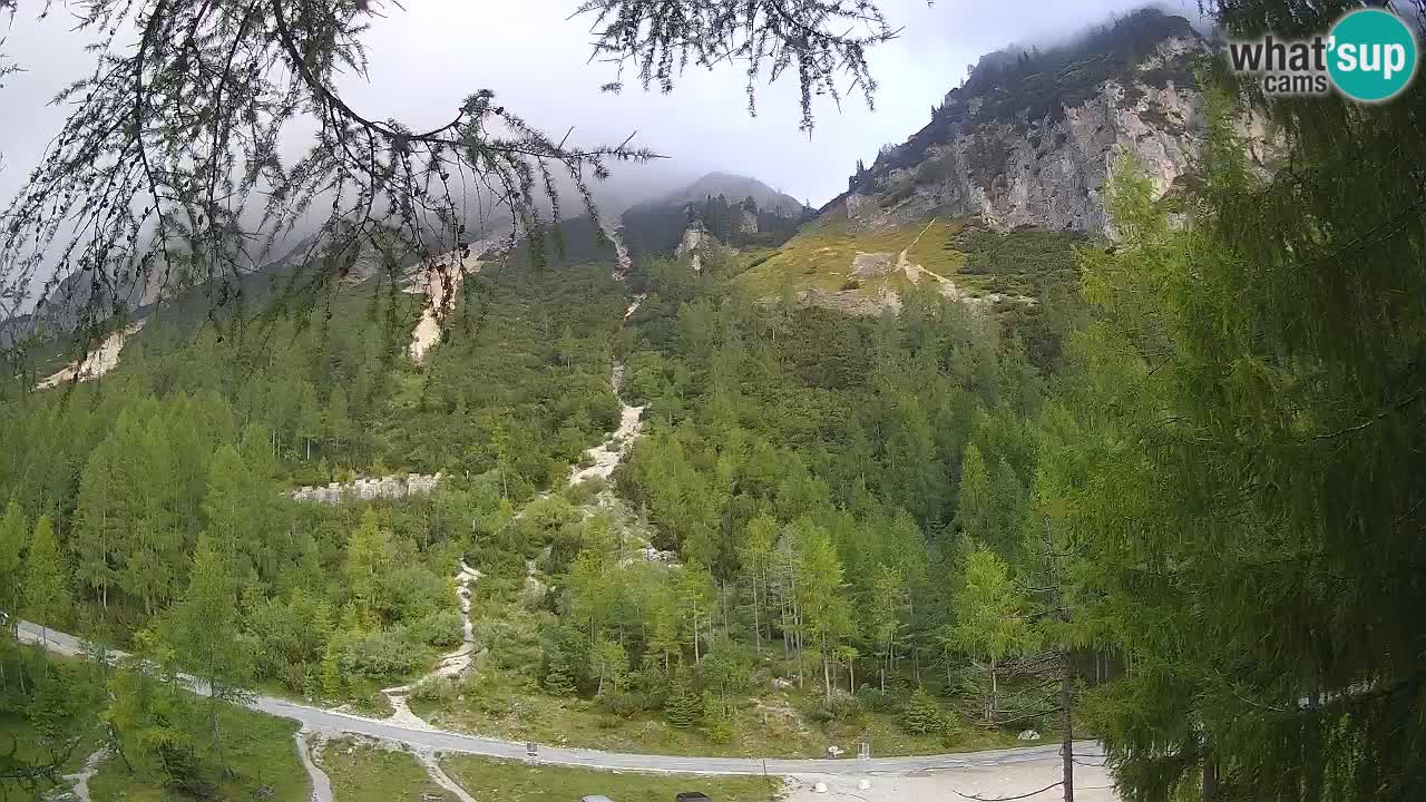 Web kamera Vršič – Erjavčeva kuca – Slovenija