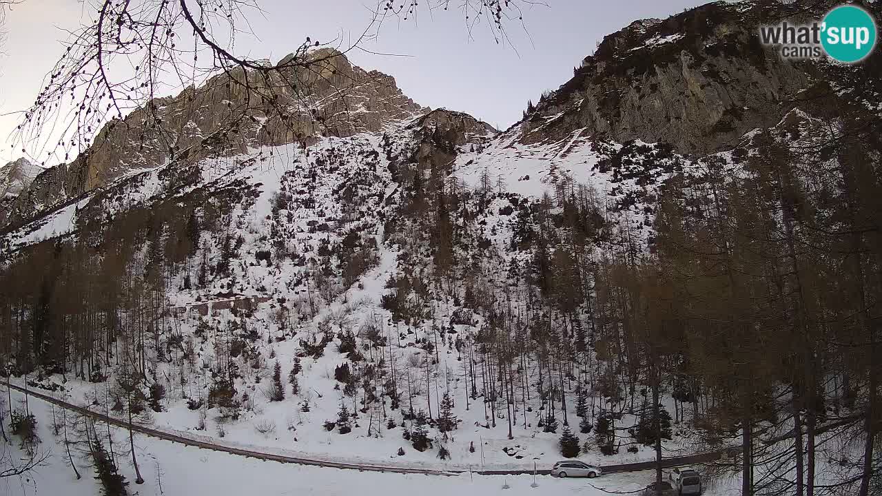 Spletna Kamera Vršič – Erjavčeva hiša – Slovenija