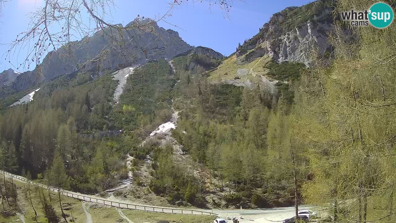 Web kamera Vršič – Erjavčeva kuca – Slovenija