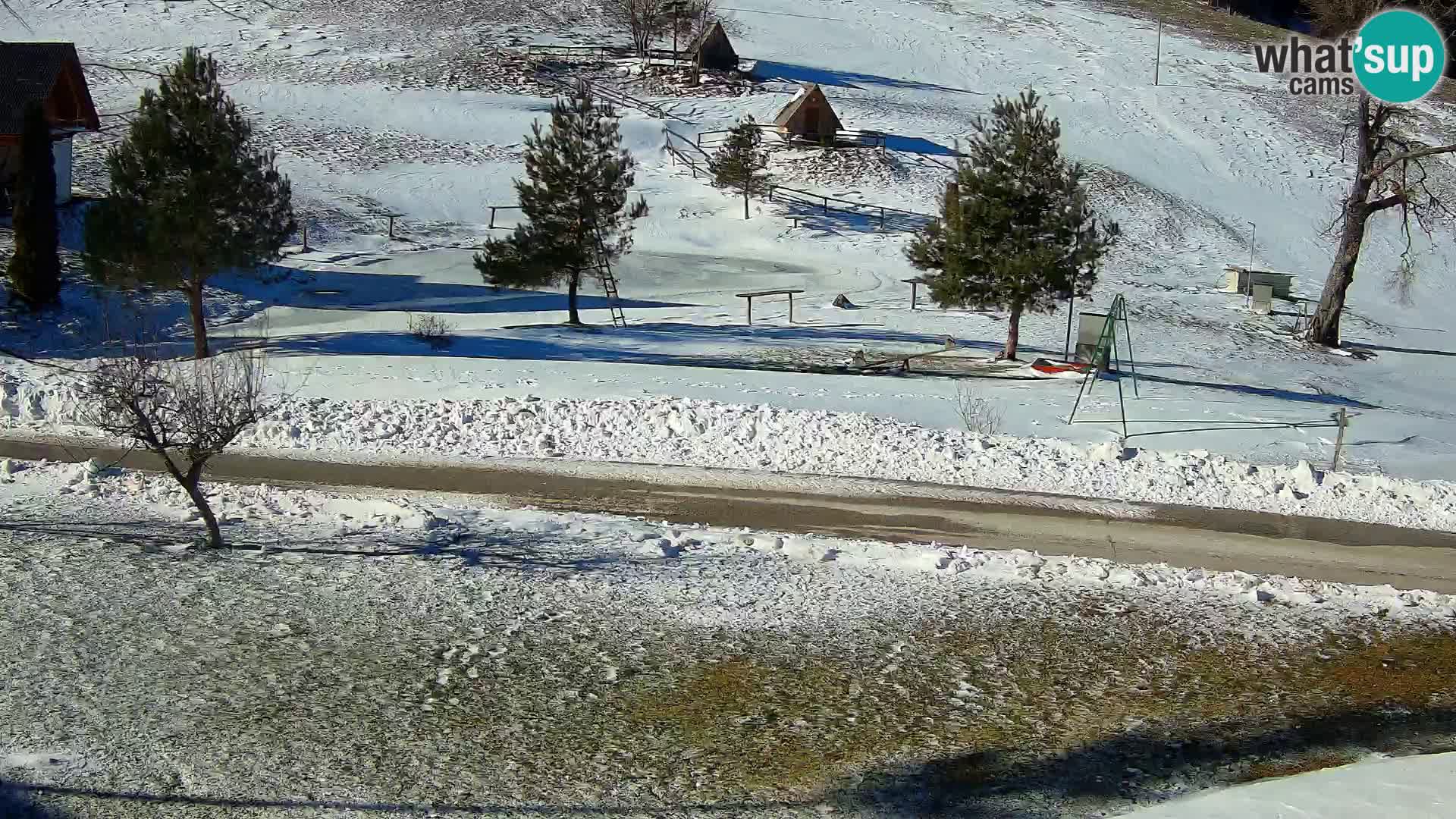 Stagno presso la Fattoria turistica Pr’Vrhovc | webcam in diretta