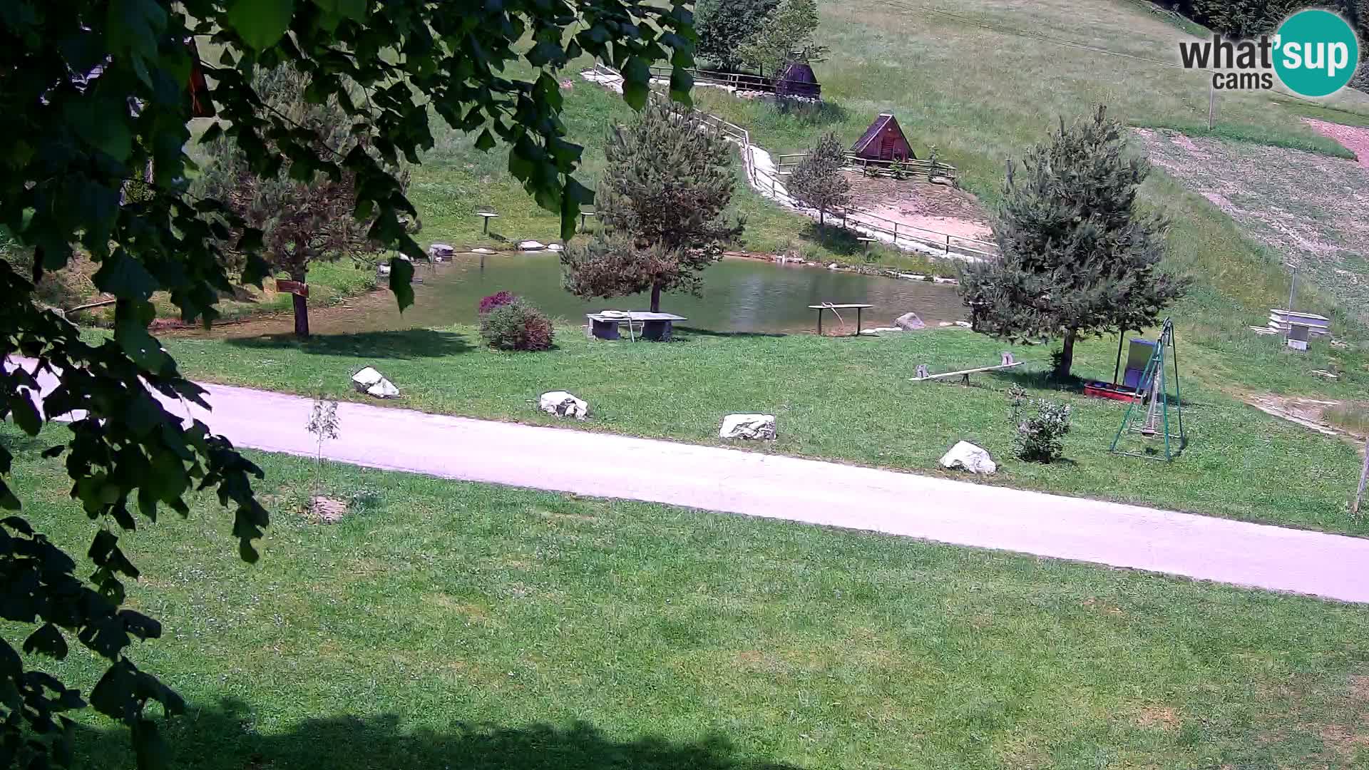 Ribnik na Domačiji Pr’Vrhovc | Spletna kamera