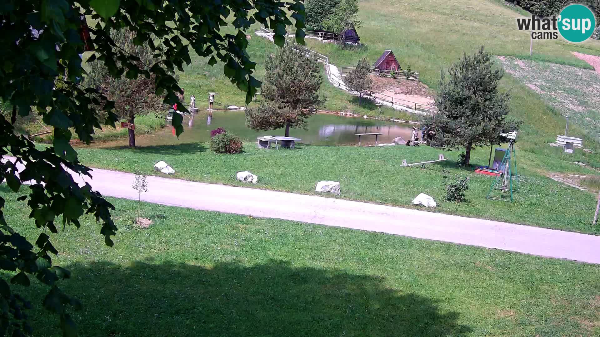 Ribnik na Domačiji Pr’Vrhovc | Spletna kamera
