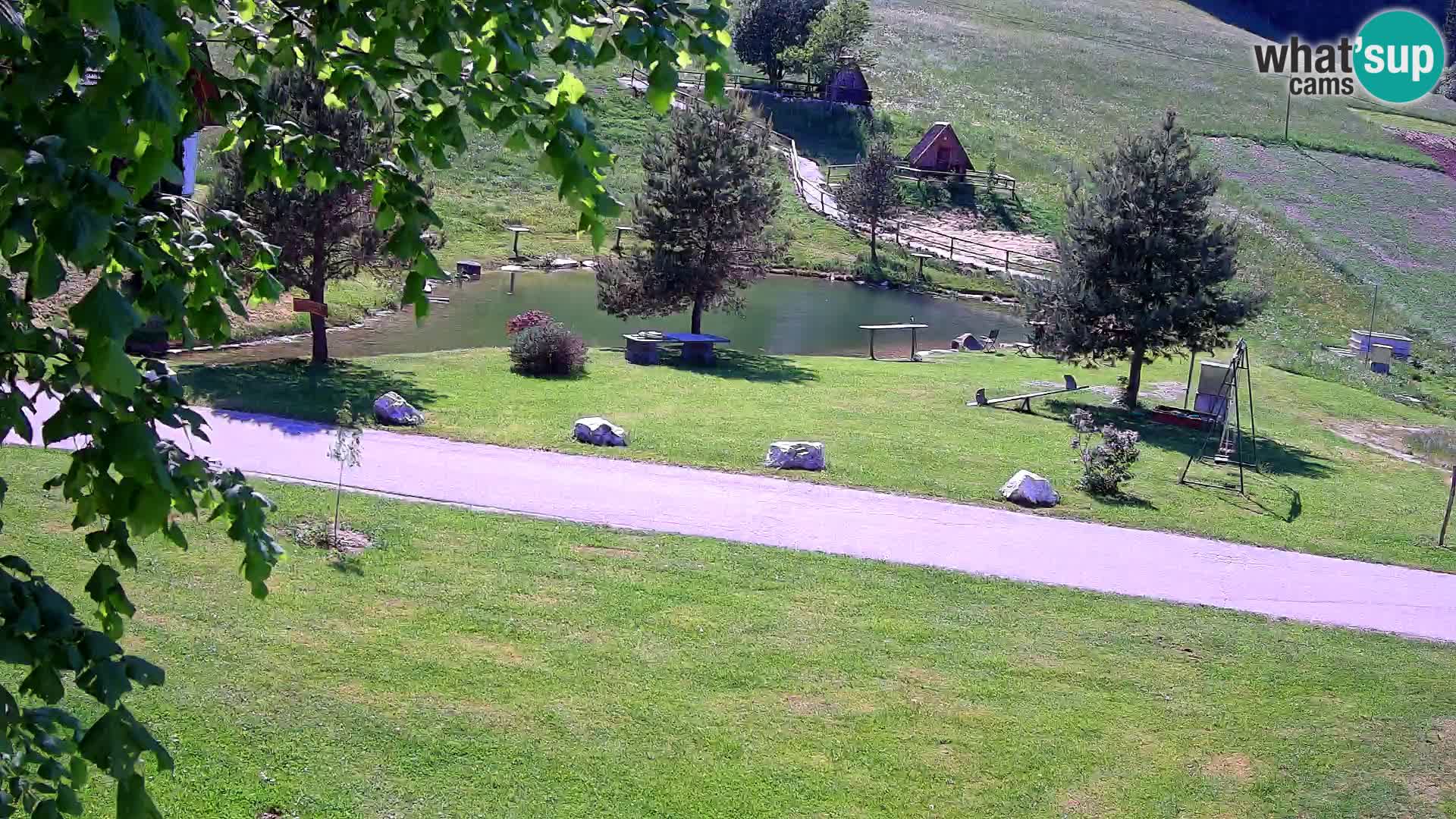 Ribnik na Domačiji Pr’Vrhovc | Spletna kamera