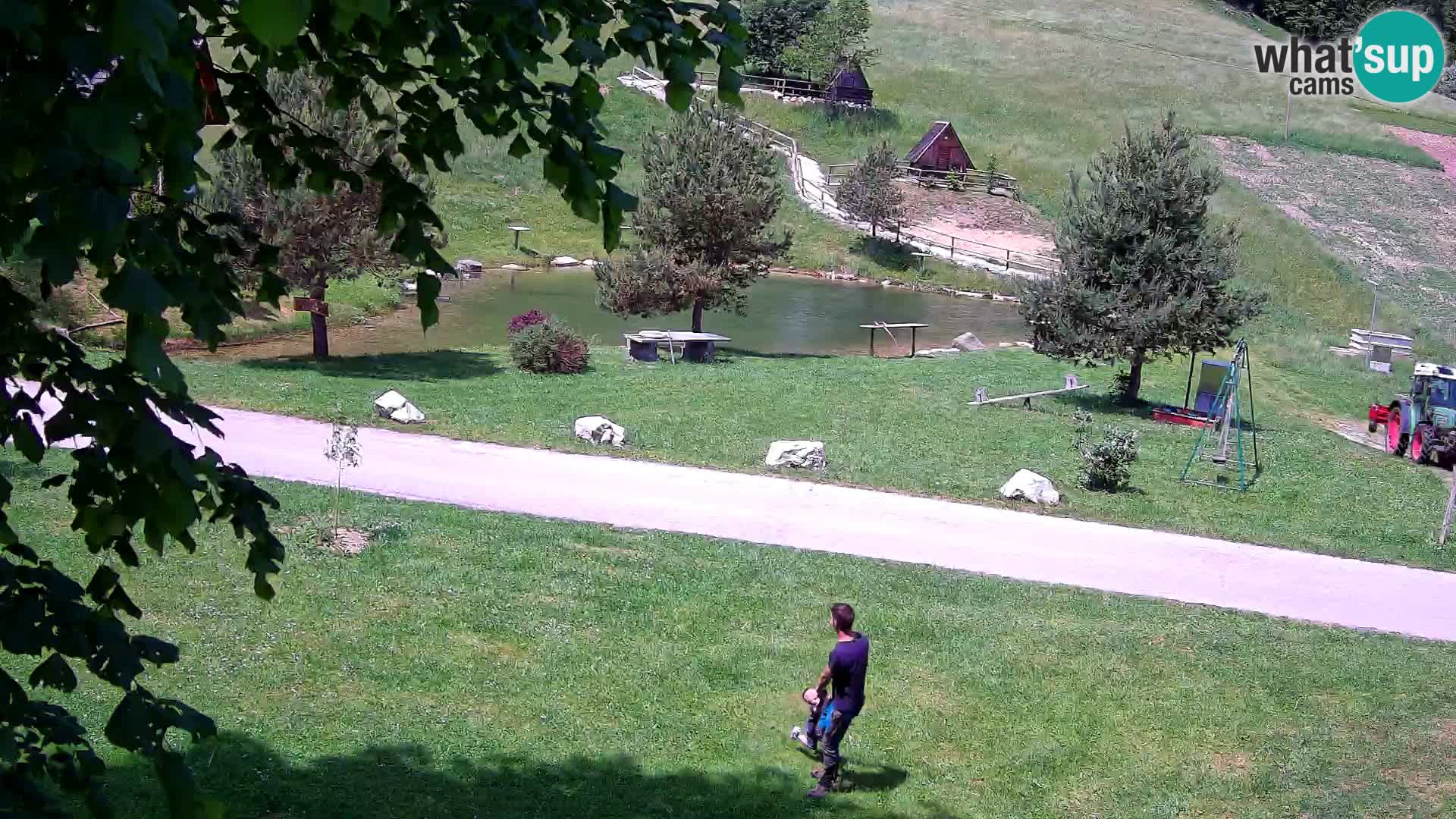 Ribnik na Domačiji Pr’Vrhovc | Spletna kamera