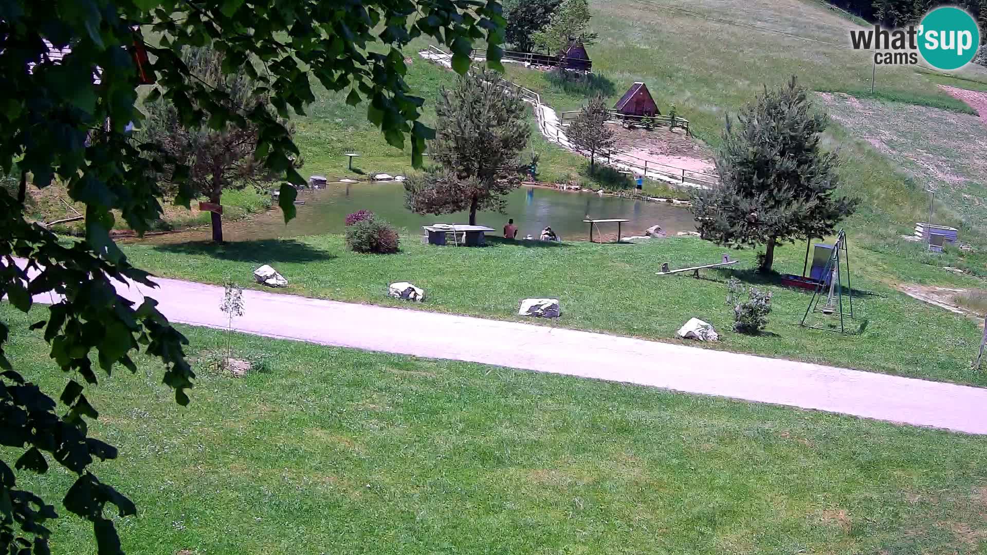 Ribnik na Domačiji Pr’Vrhovc | Spletna kamera