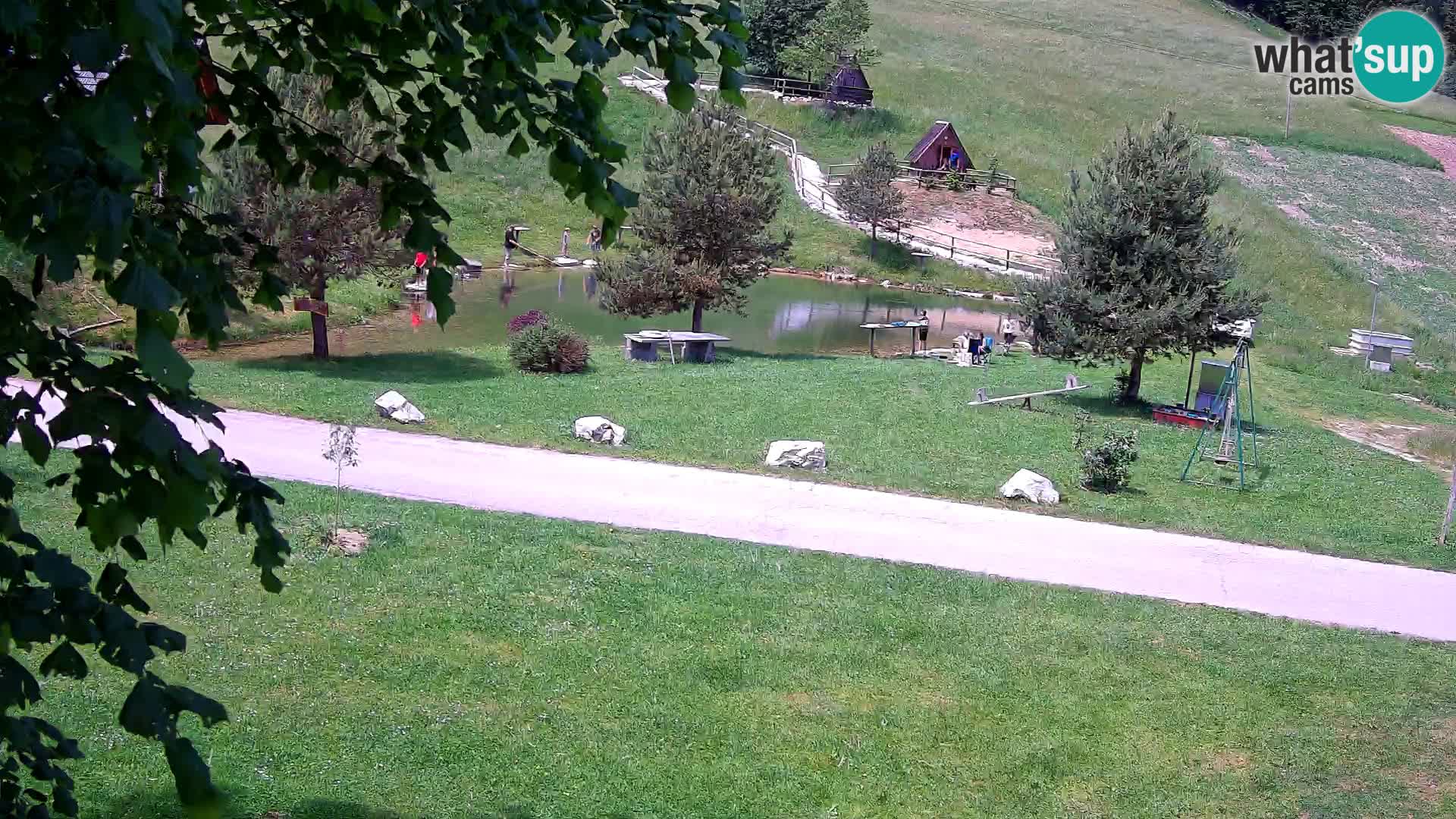 Ribnik na Domačiji Pr’Vrhovc | Spletna kamera