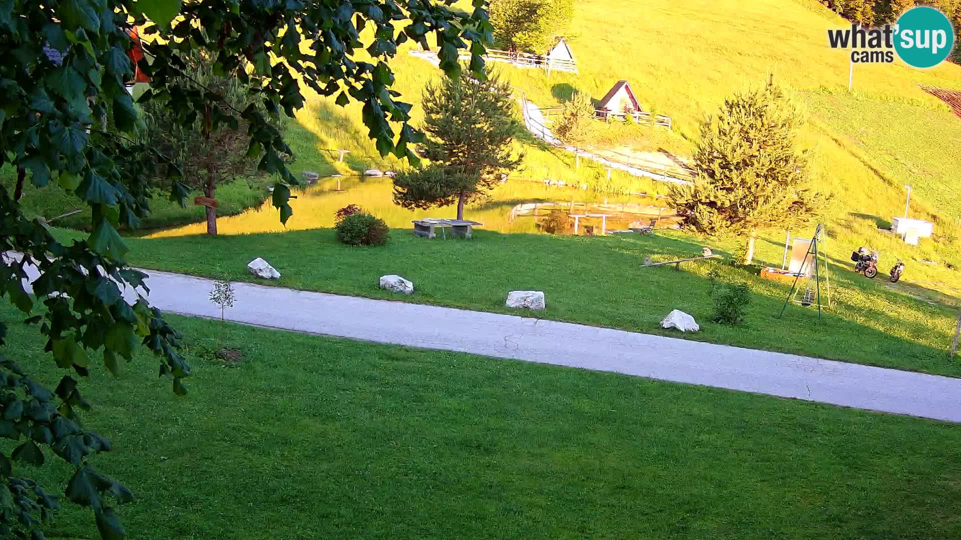 Ribnik na Domačiji Pr’Vrhovc | Spletna kamera