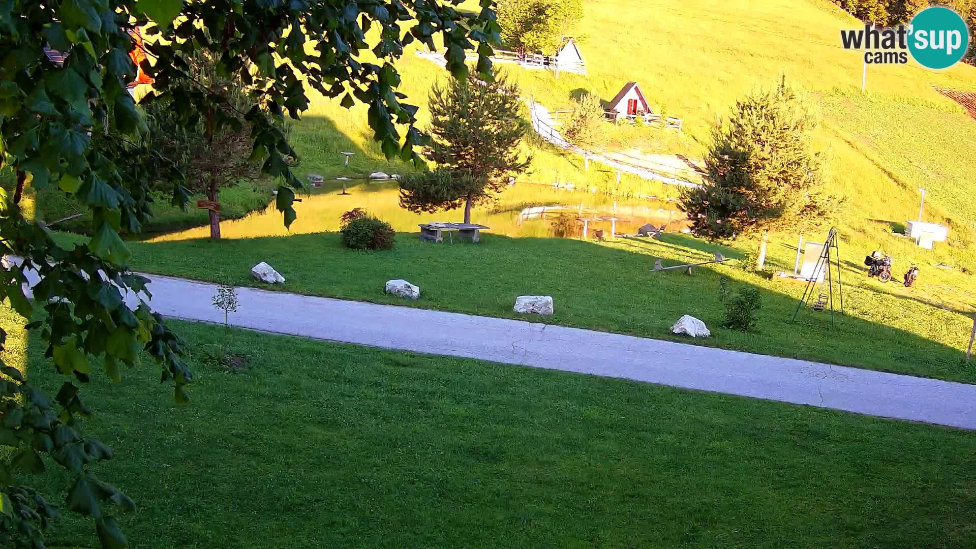 Ribnik na Domačiji Pr’Vrhovc | Spletna kamera