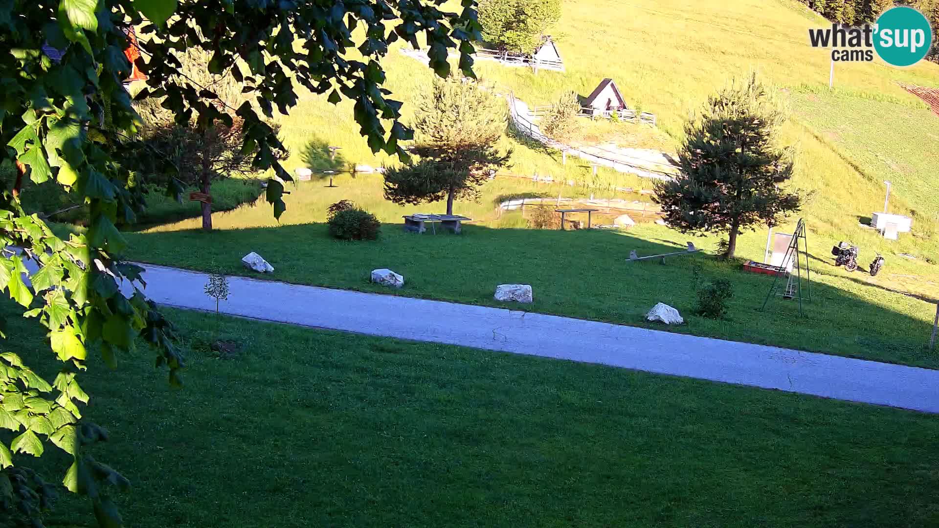 Ribnik na Domačiji Pr’Vrhovc | Spletna kamera