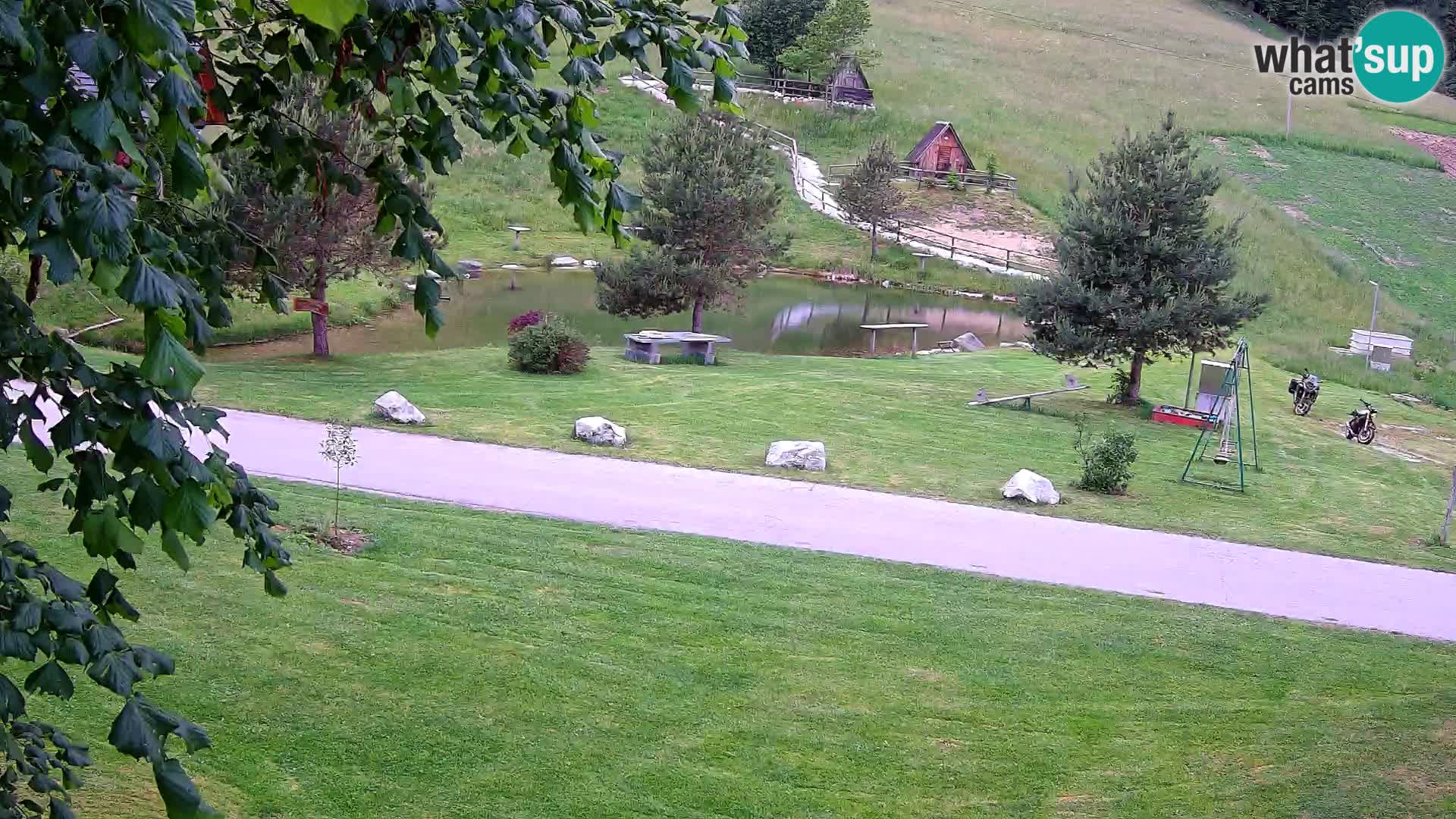 Estanque en la Finca Pr’Vrhovc | Cámara web