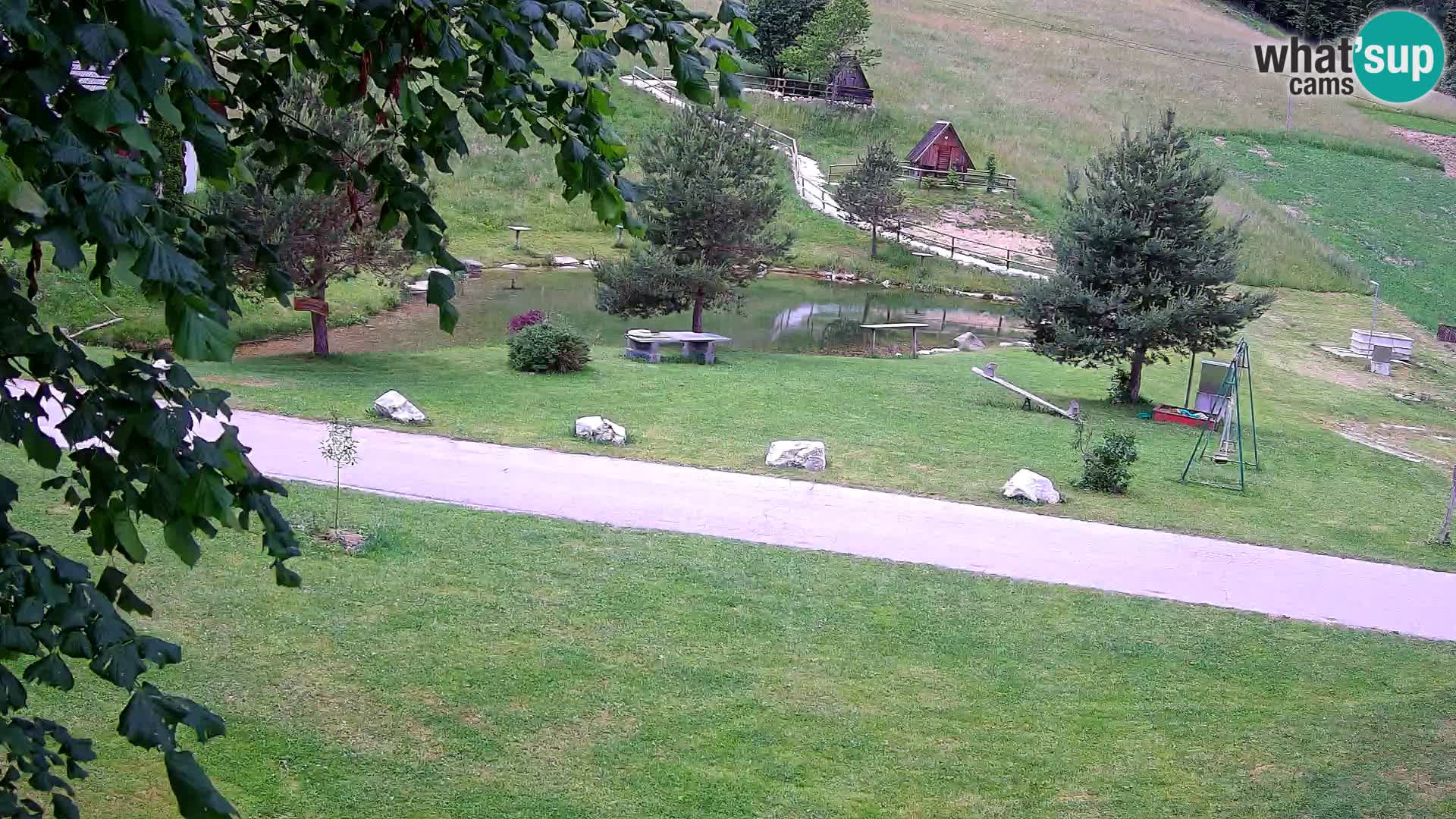 Ribnik na Domačiji Pr’Vrhovc | Spletna kamera