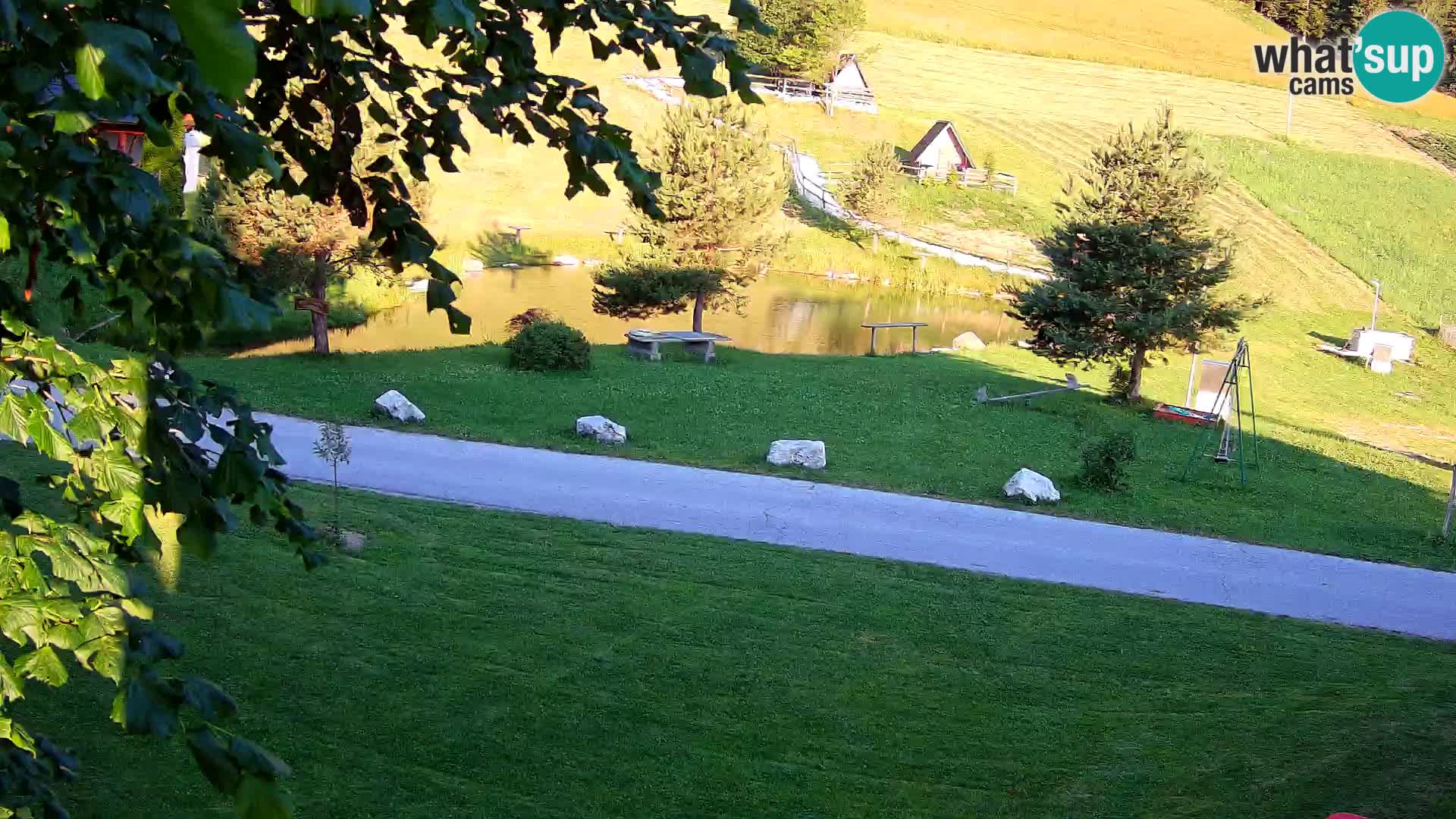 Ribnik na Domačiji Pr’Vrhovc | Spletna kamera