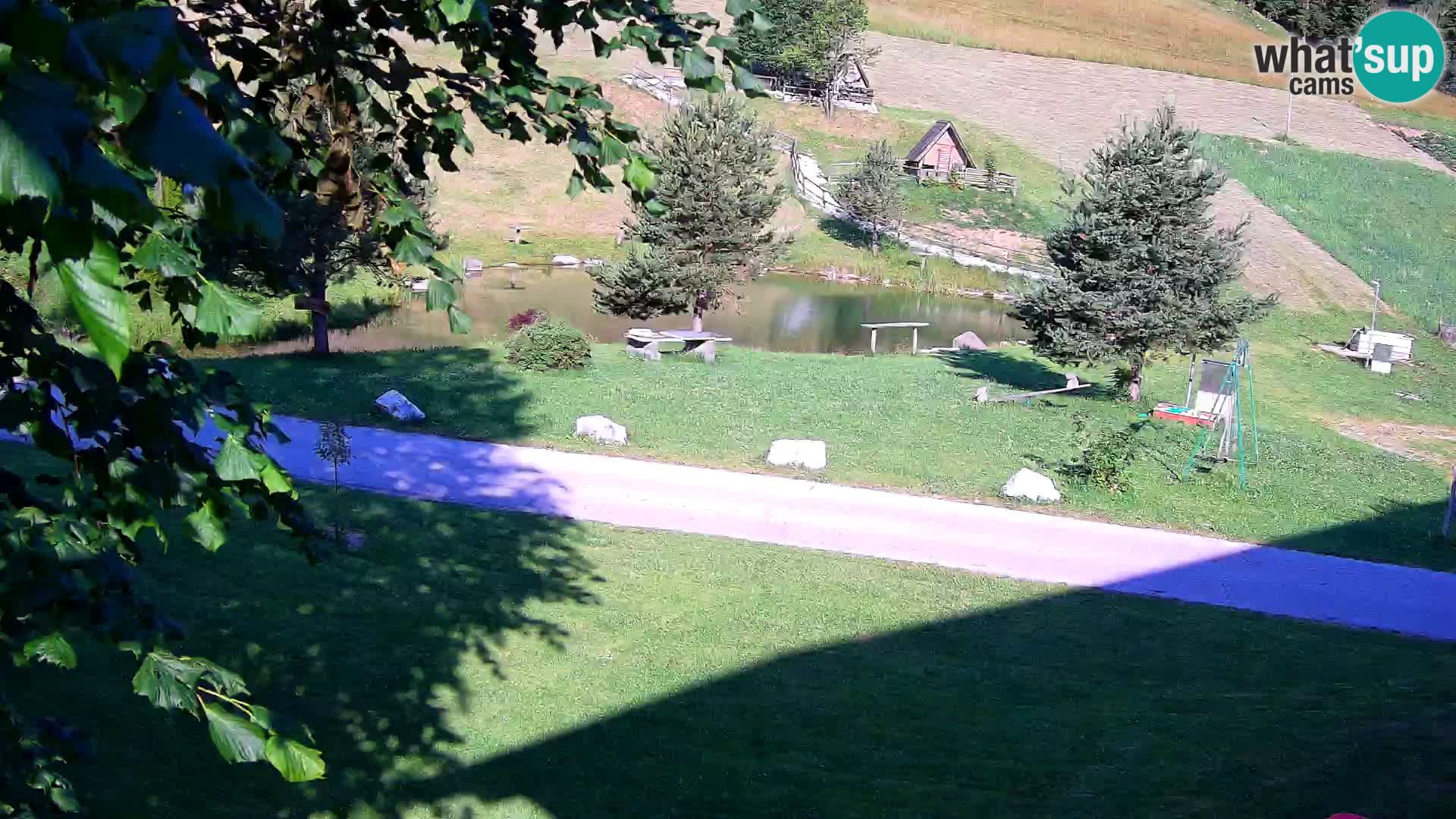 Ribnik na Domačiji Pr’Vrhovc | Spletna kamera