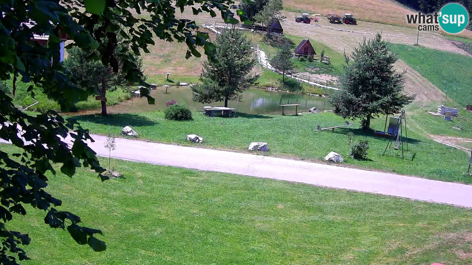 Ribnik na Domačiji Pr’Vrhovc | Spletna kamera