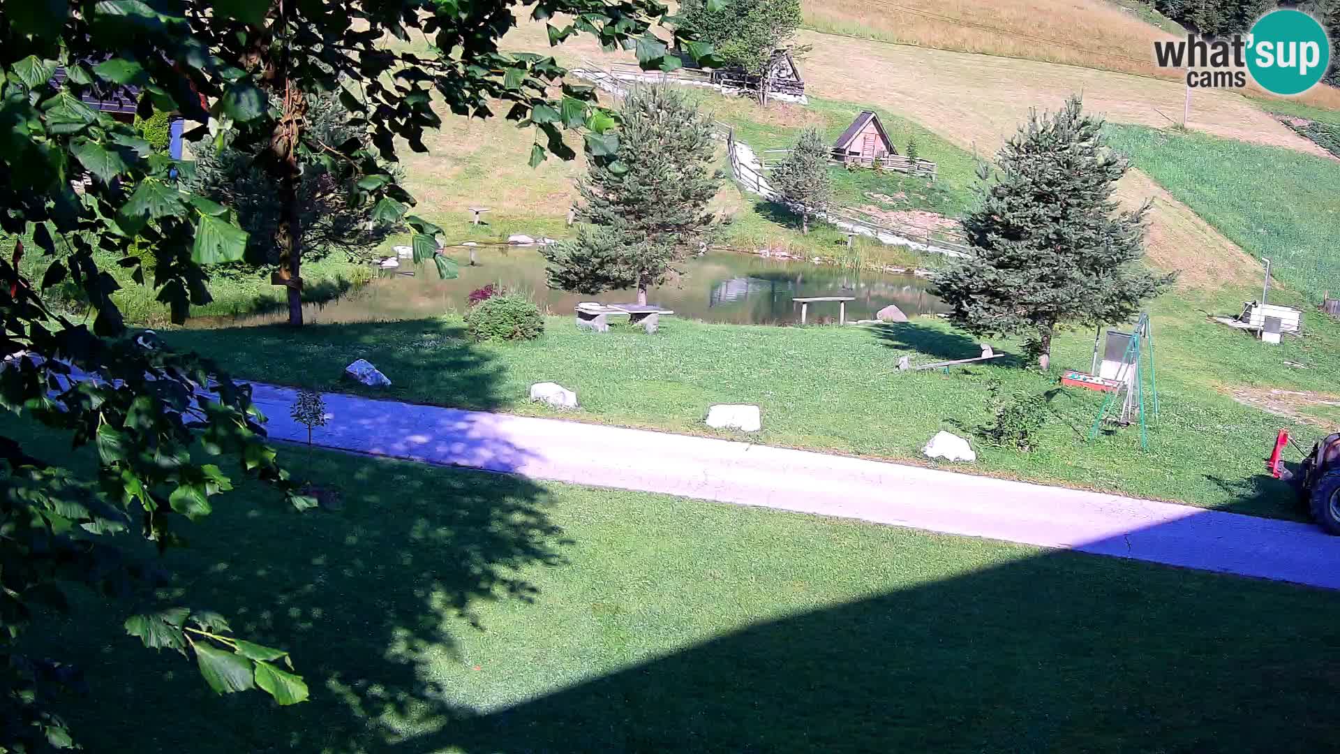 Estanque en la Finca Pr’Vrhovc | Cámara web