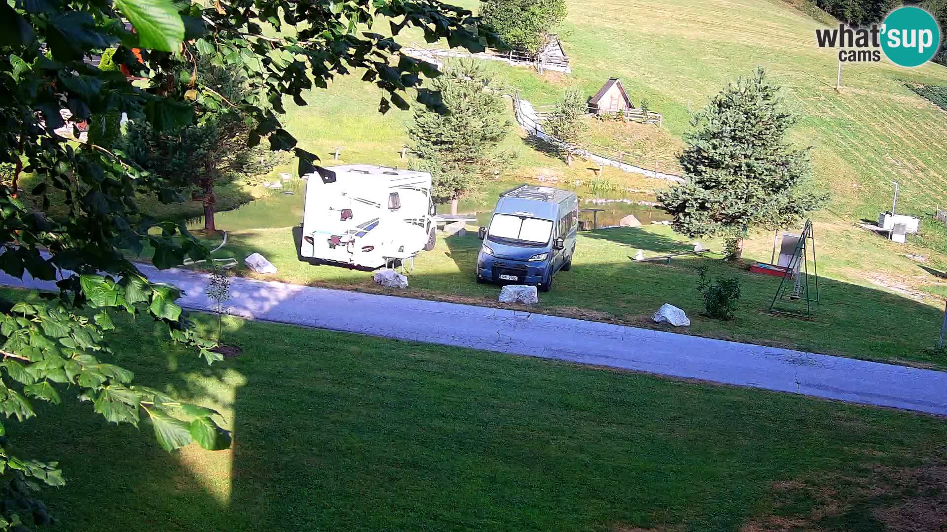 Ribnik na Domačiji Pr’Vrhovc | Spletna kamera