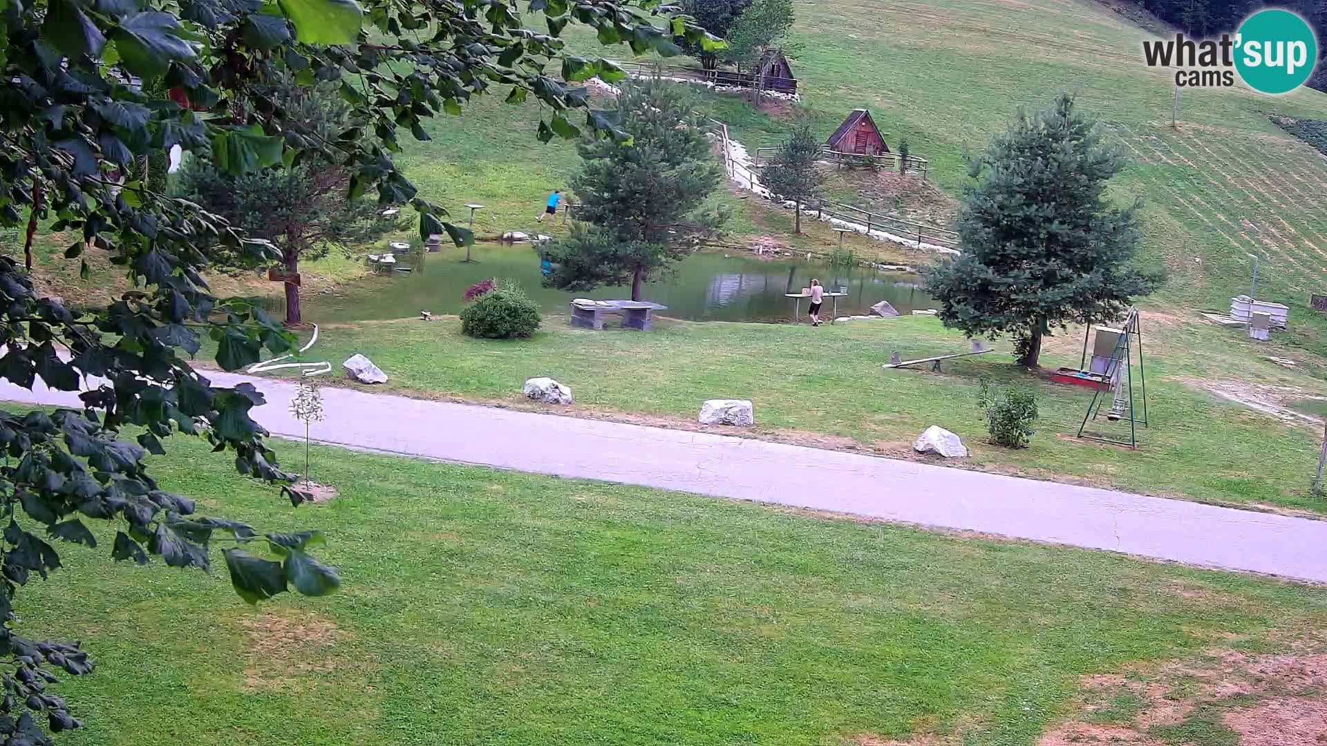 Ribnik na Domačiji Pr’Vrhovc | Spletna kamera