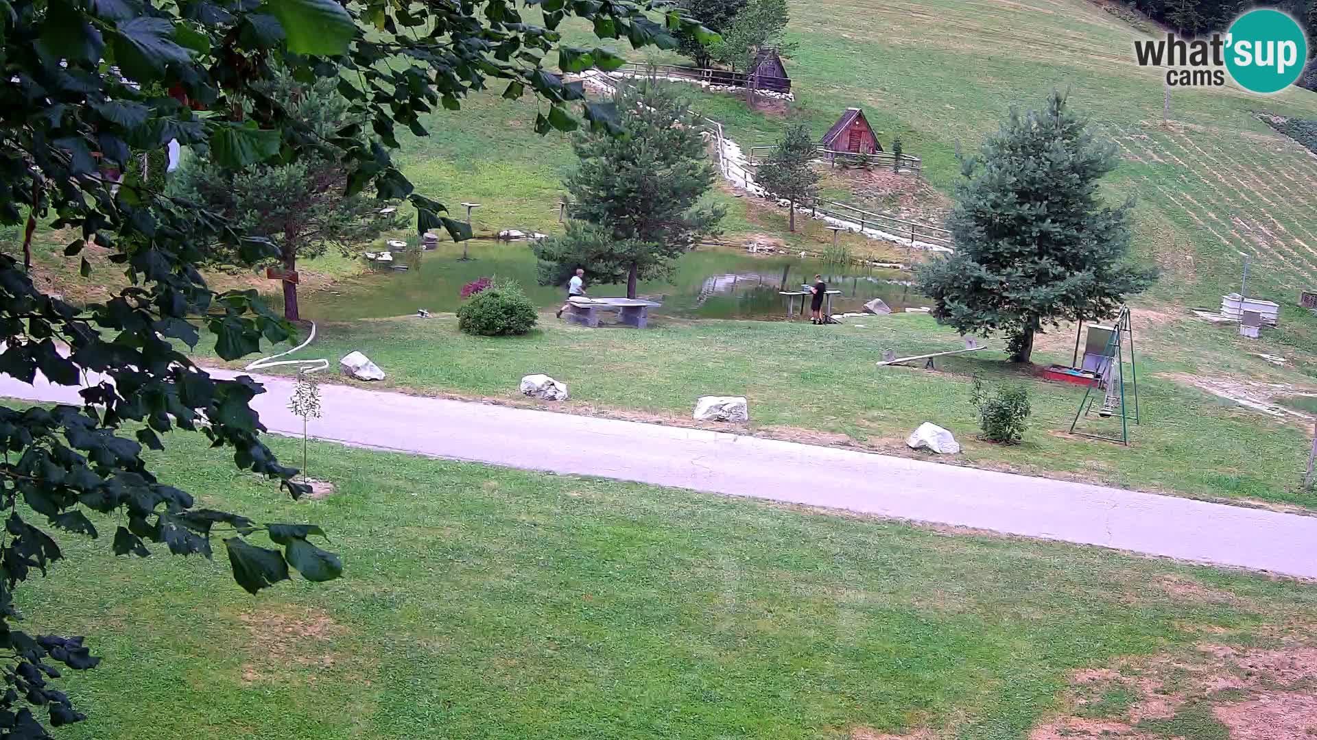 Ribnik na Domačiji Pr’Vrhovc | Spletna kamera