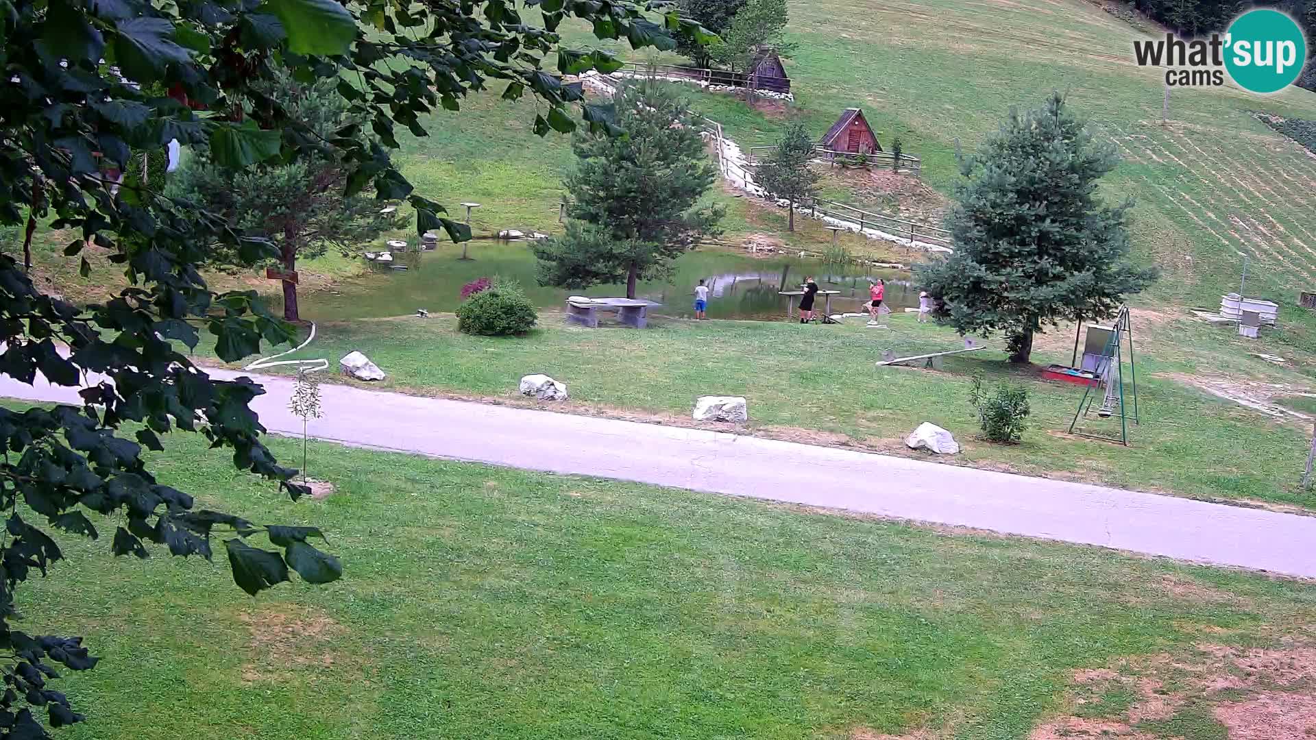 Ribnik na Domačiji Pr’Vrhovc | Spletna kamera