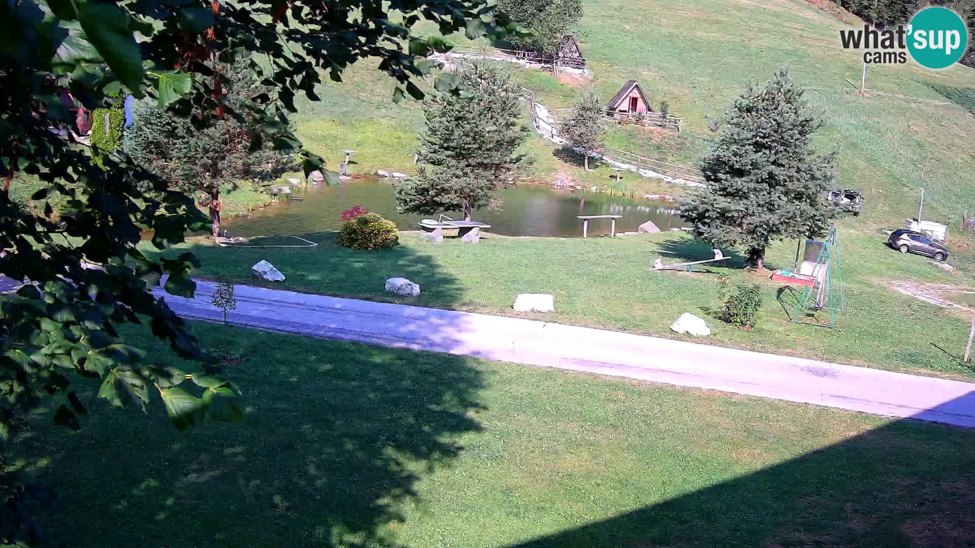 Ribnik na Domačiji Pr’Vrhovc | Spletna kamera