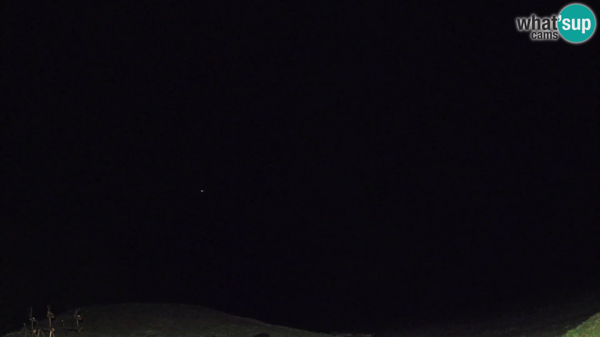 Webcam Brunarica Dražgoše – Vista live sul Ratitovec (1666 m)