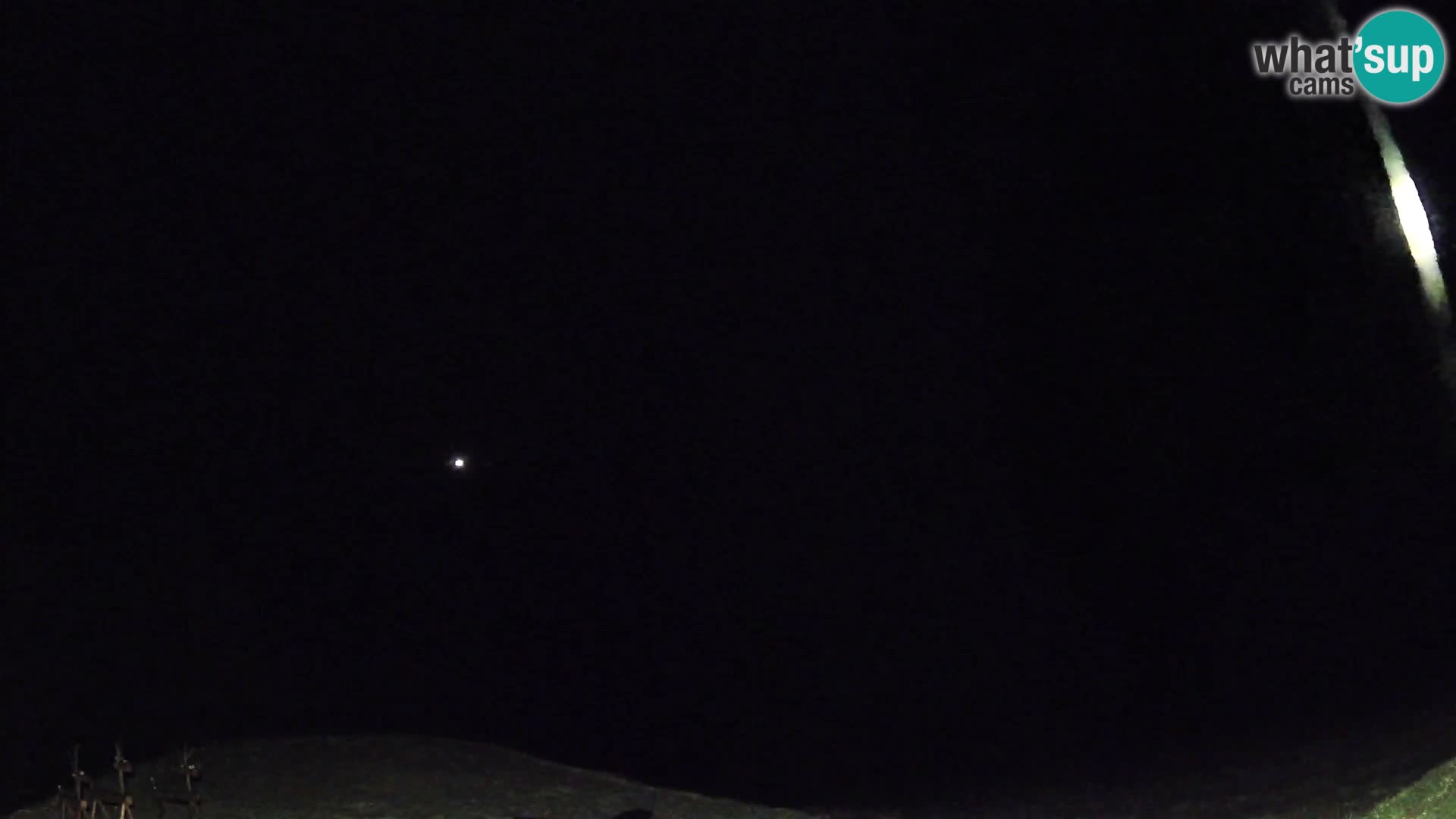 Webcam Brunarica Dražgoše – Vista live sul Ratitovec (1666 m)