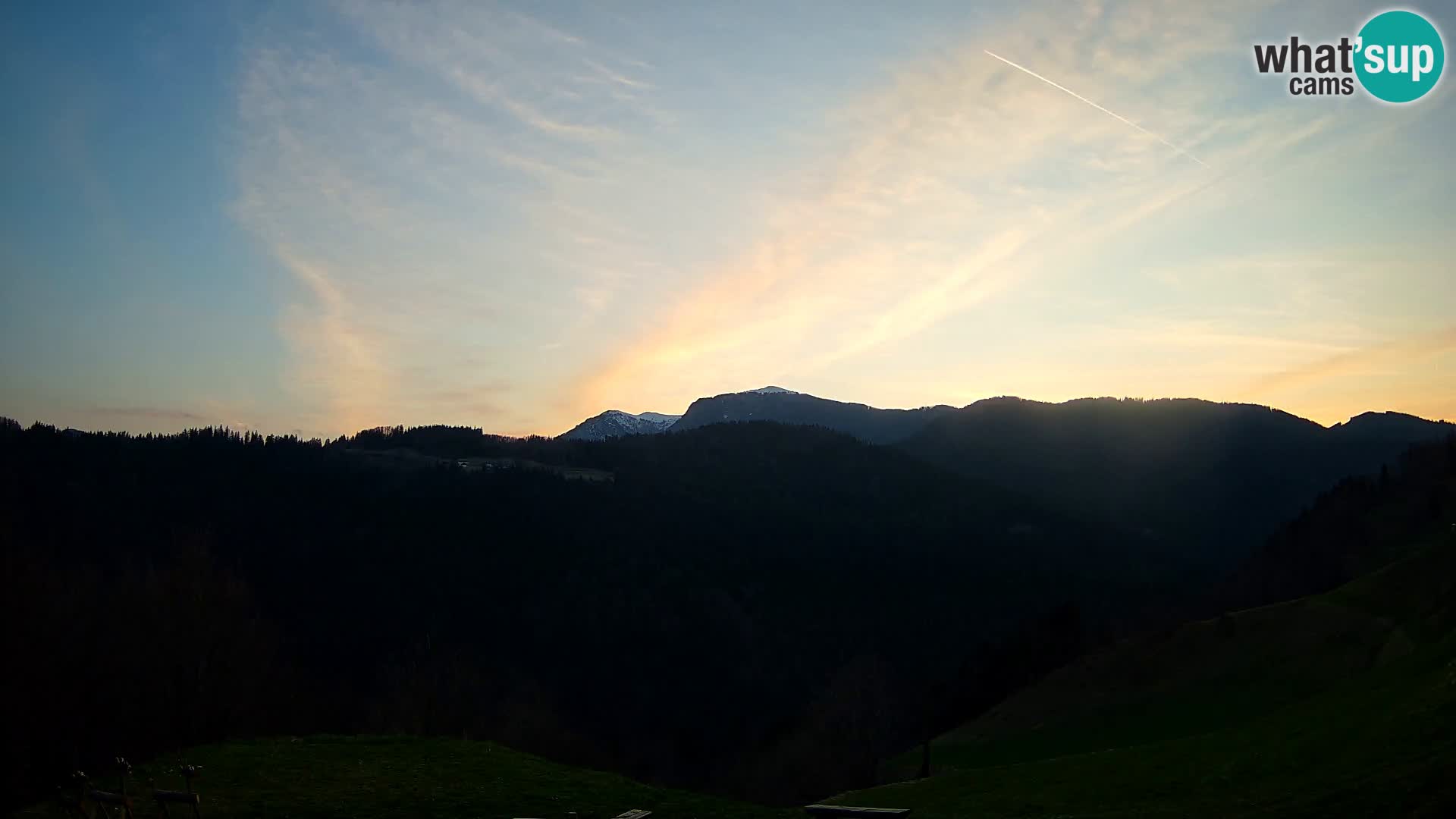 Webcam Brunarica Dražgoše – Liveblick auf Ratitovec (1666 m)