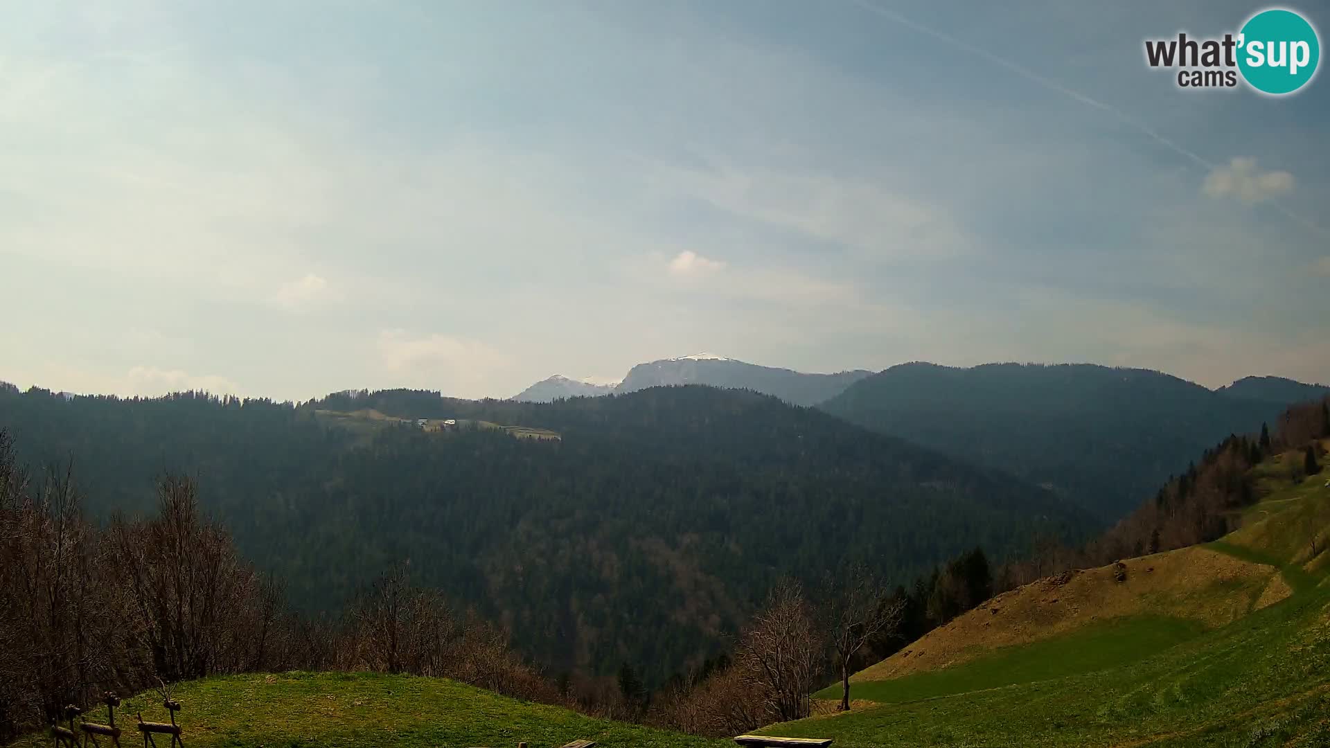 Webcam Brunarica Dražgoše – Vista live sul Ratitovec (1666 m)