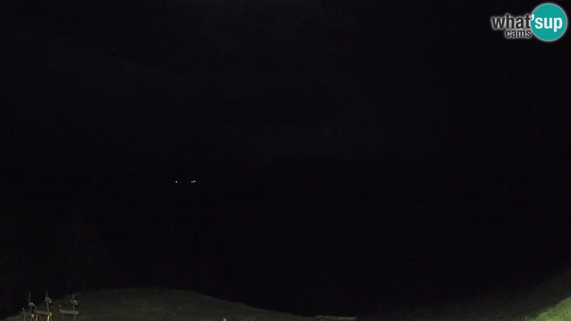 Webcam Brunarica Dražgoše – Vista live sul Ratitovec (1666 m)