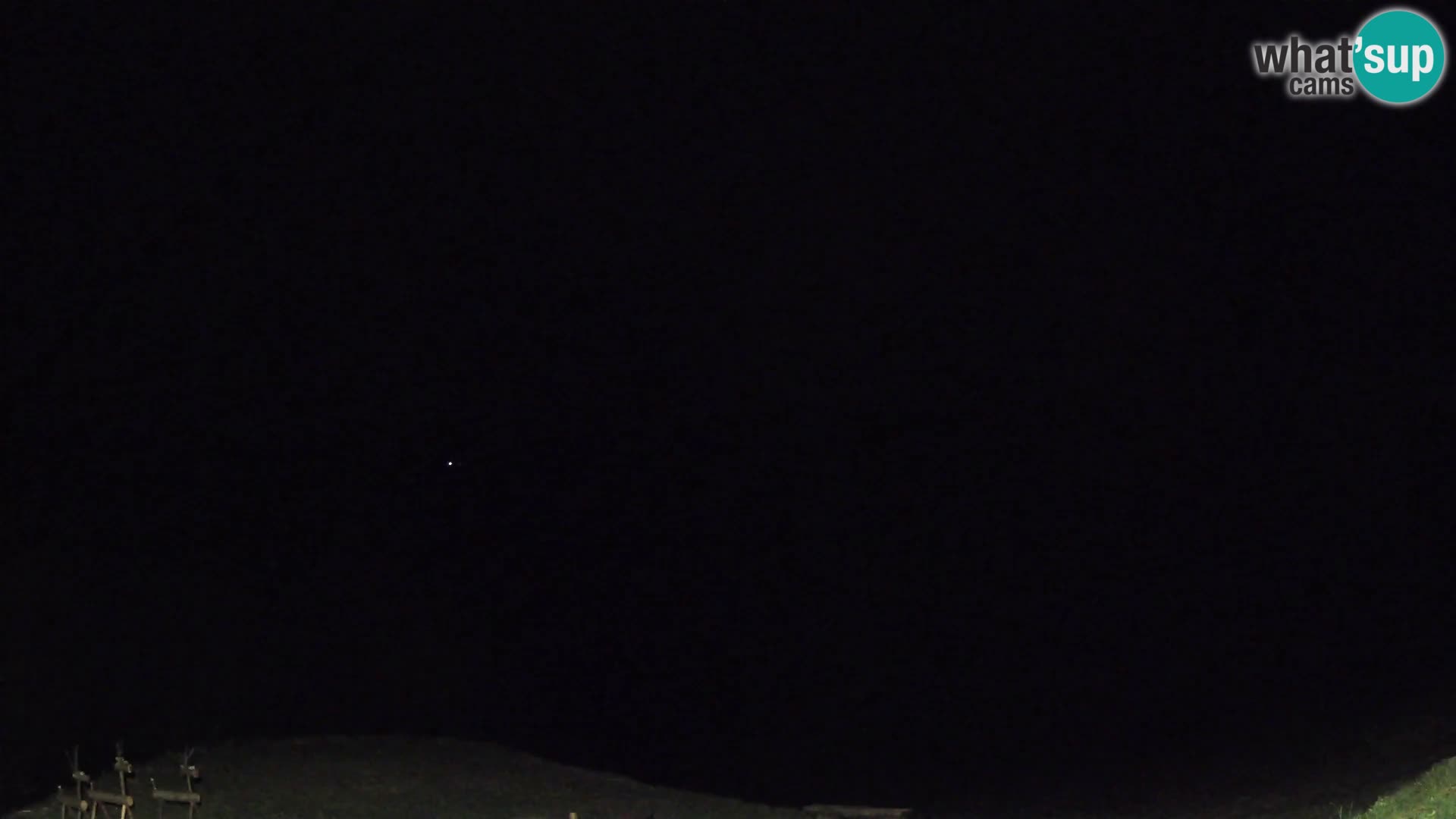 Webcam Brunarica Dražgoše – Vista live sul Ratitovec (1666 m)