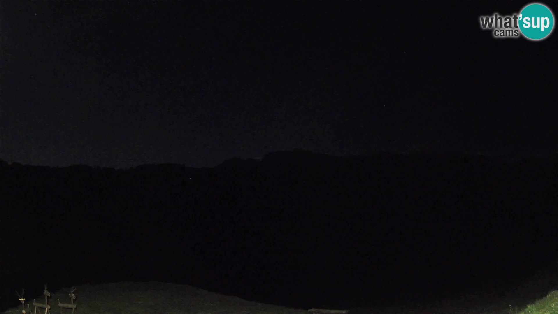 Webcam Brunarica Dražgoše – Vista live sul Ratitovec (1666 m)