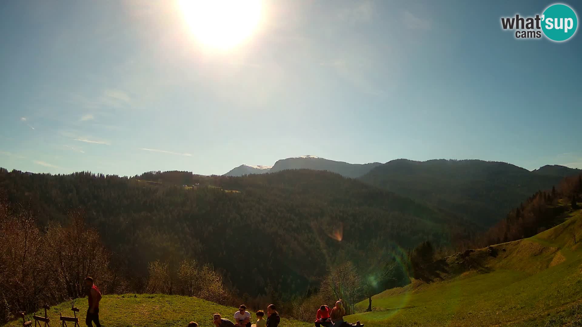 Webcam Brunarica Dražgoše – Vista live sul Ratitovec (1666 m)