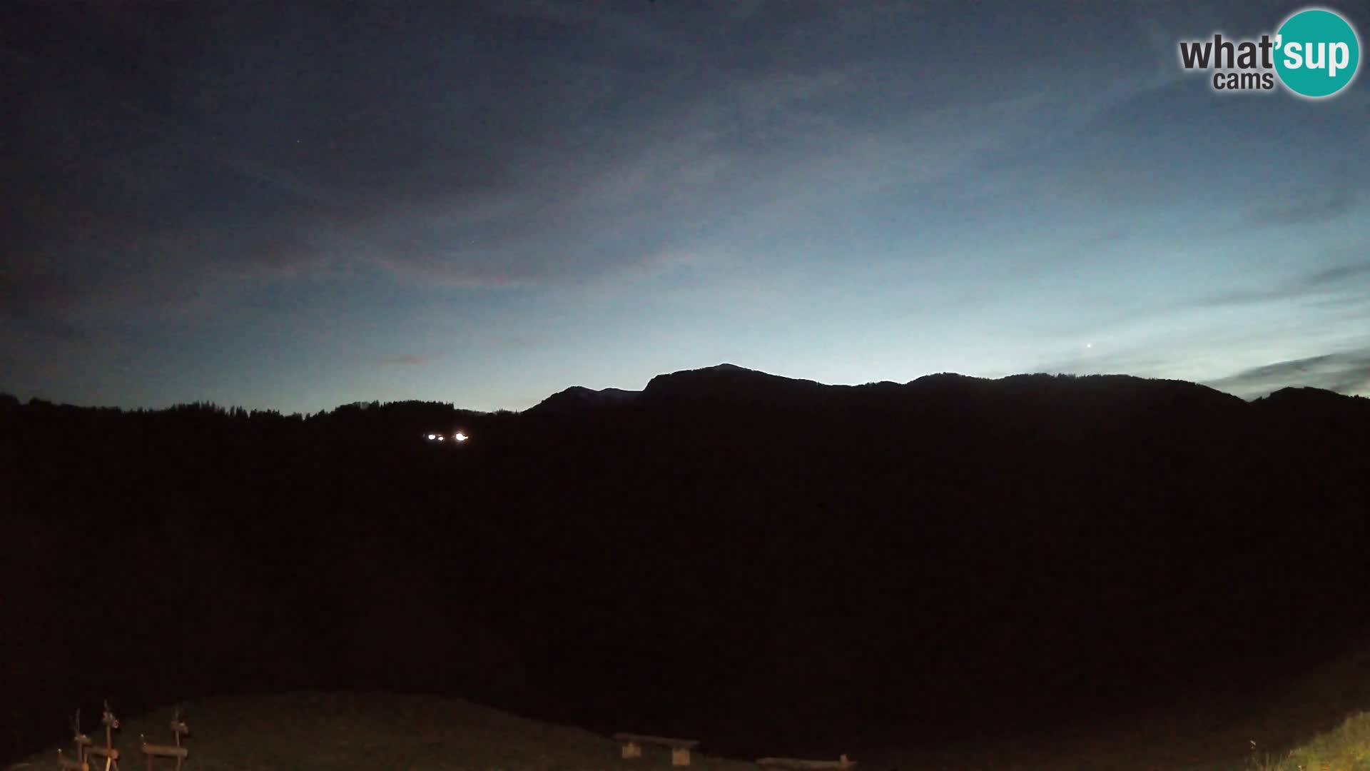 Webcam Brunarica Dražgoše – Vista live sul Ratitovec (1666 m)