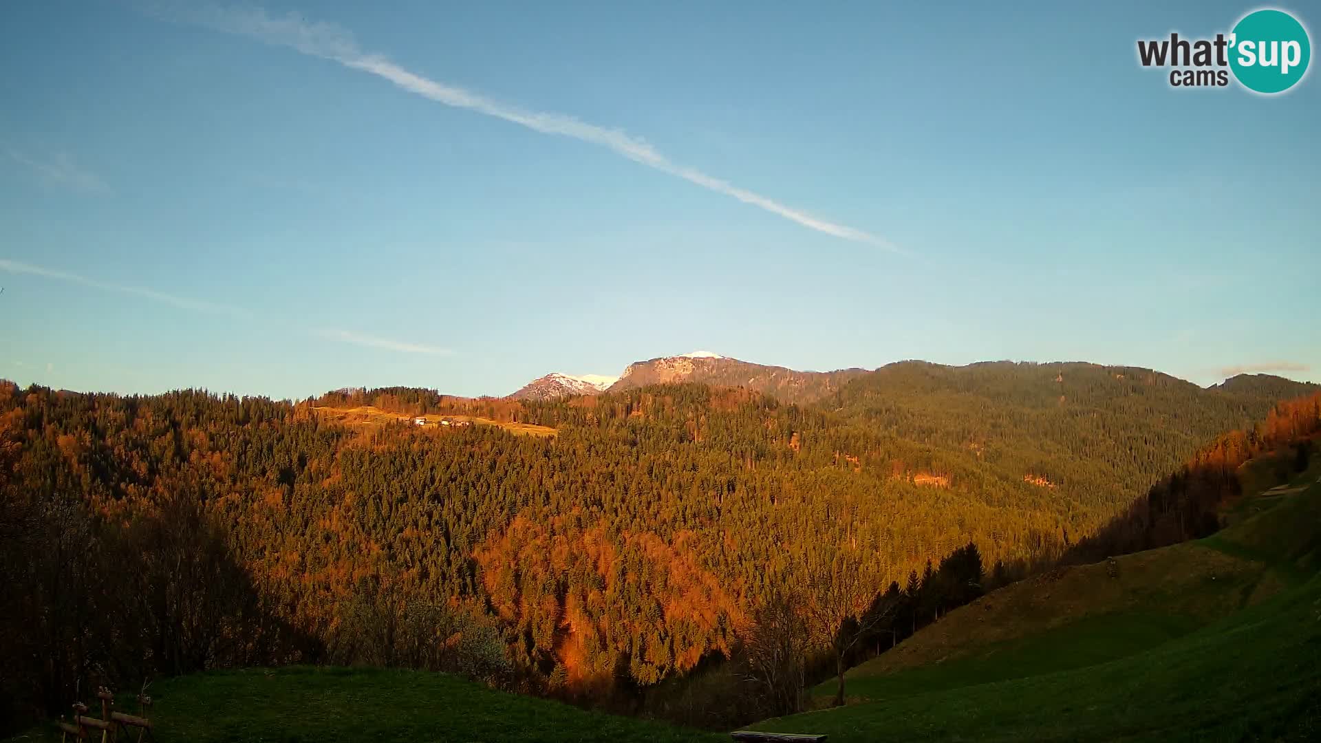 Webcam Brunarica Dražgoše – Liveblick auf Ratitovec (1666 m)